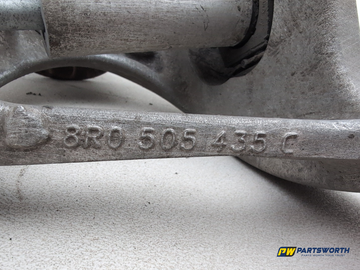 Audi A6 Se Tdi Quattro Auto Wheel Hub Rear Lh Passenger Side 8r0505435c - photo 8