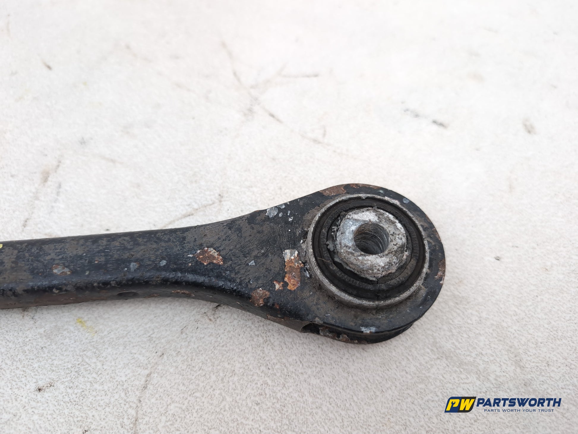 Suspension Arm Rear Wishbone RH 5