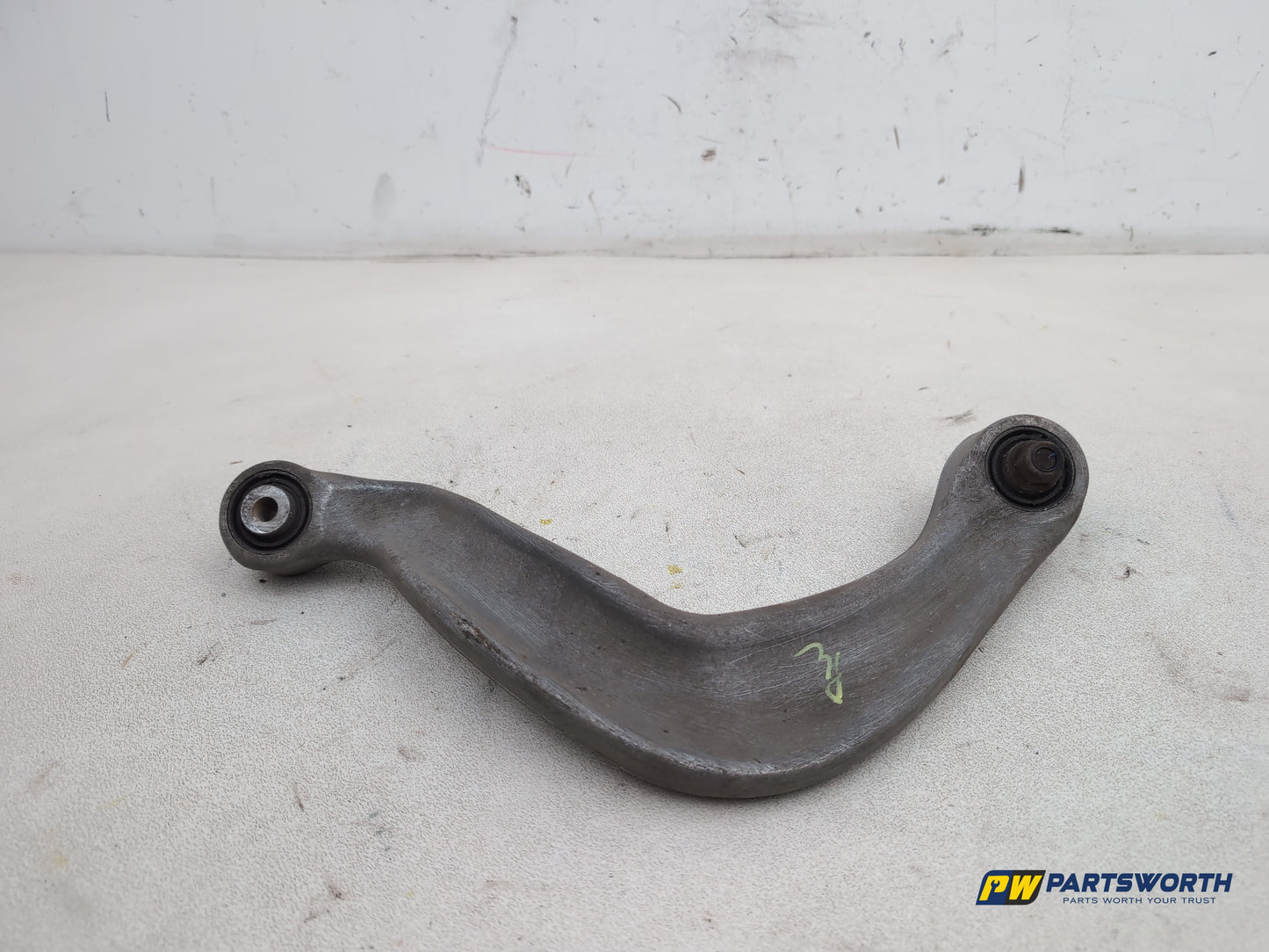Suspension Arm Rear Wishbone LH 5
