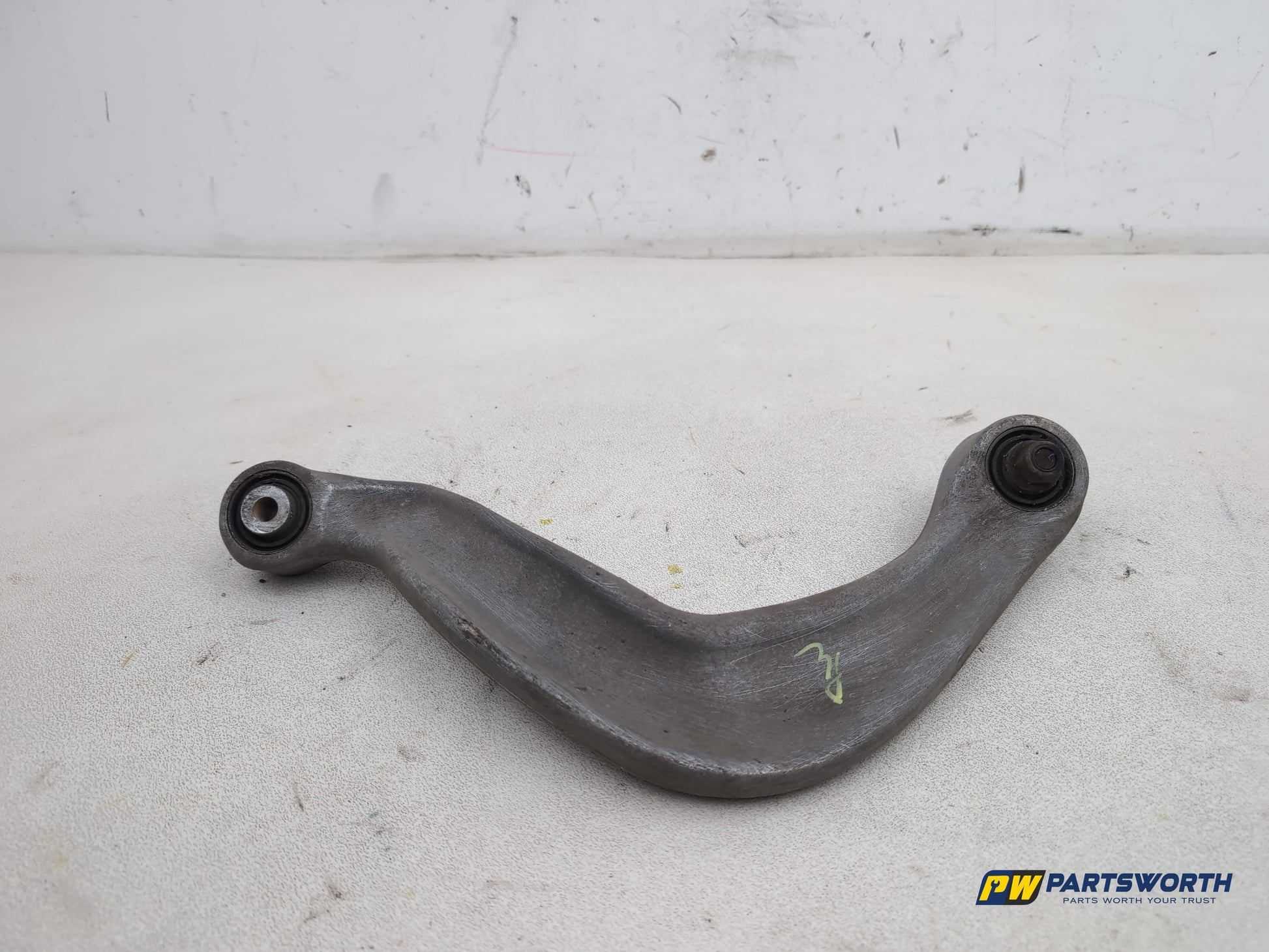 Suspension Arm Rear Wishbone LH 5