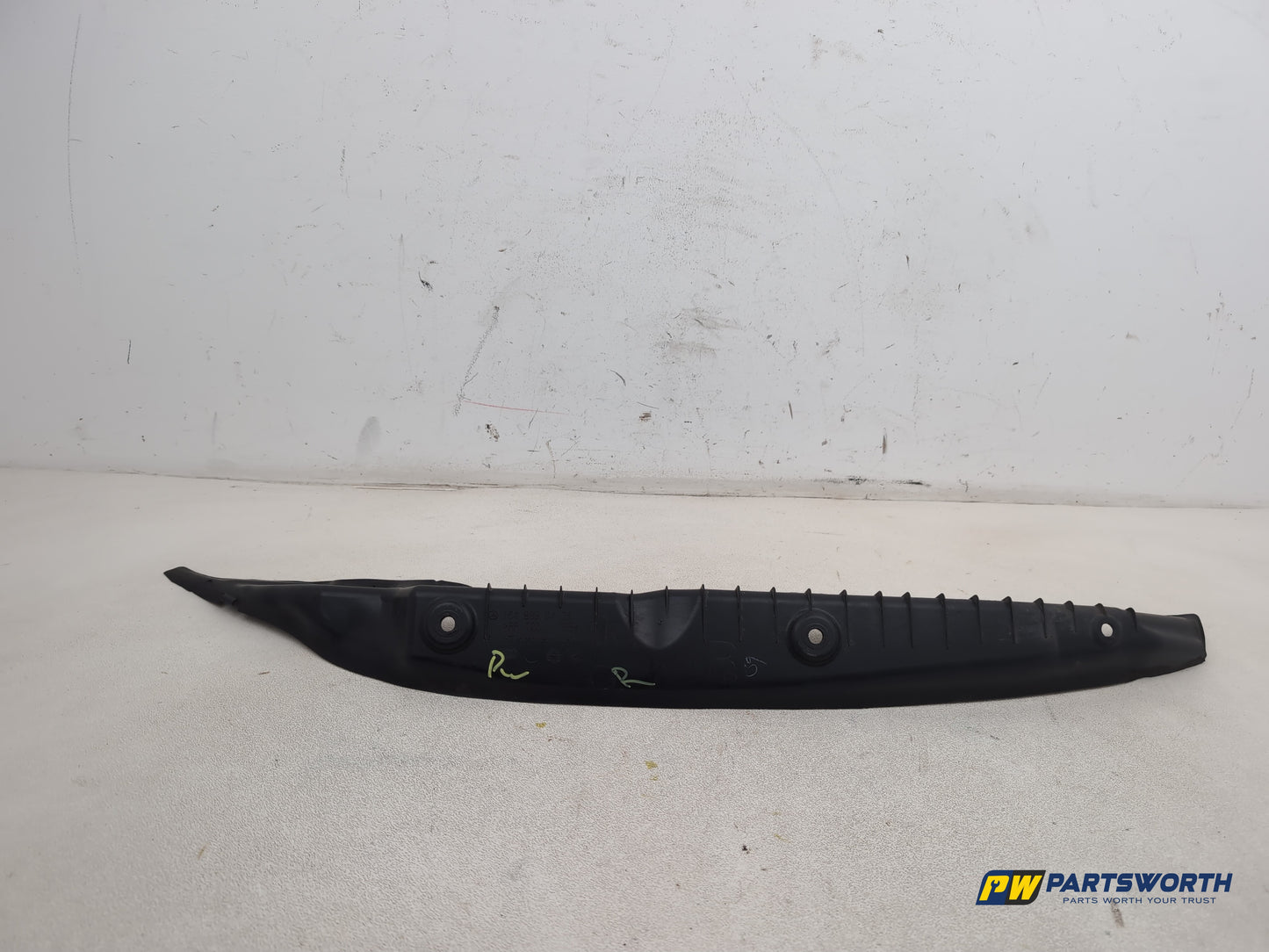 Mercedes-Benz Ml350 Spt Cdi Blueef-Cy Right Front Wing Fender Trim Cover - photo 5