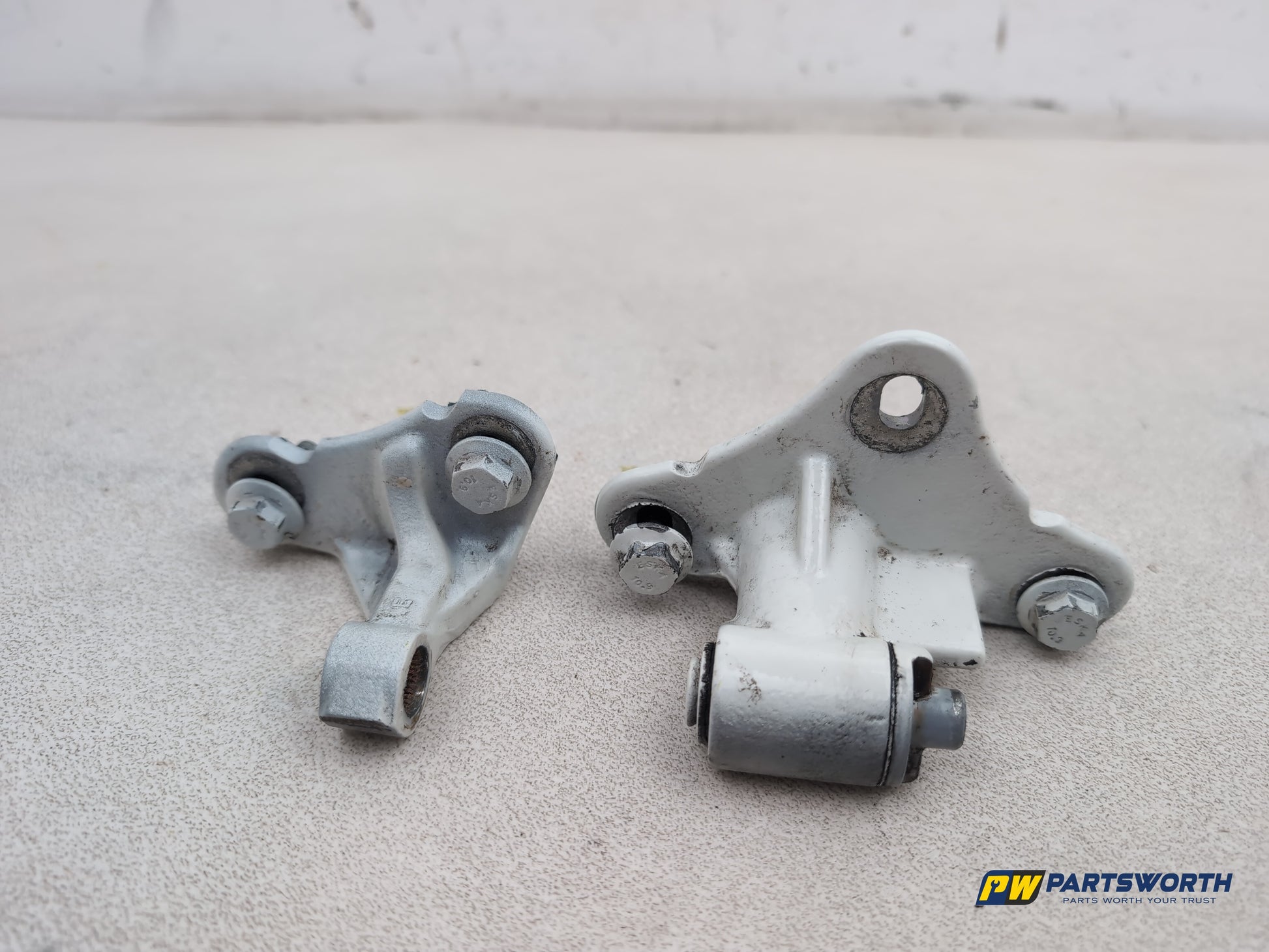 Mercedes-Benz Ml350 Spt Cdi Blueef-Cy A Front Door Hinge Pair Rh Driver Side - photo 5