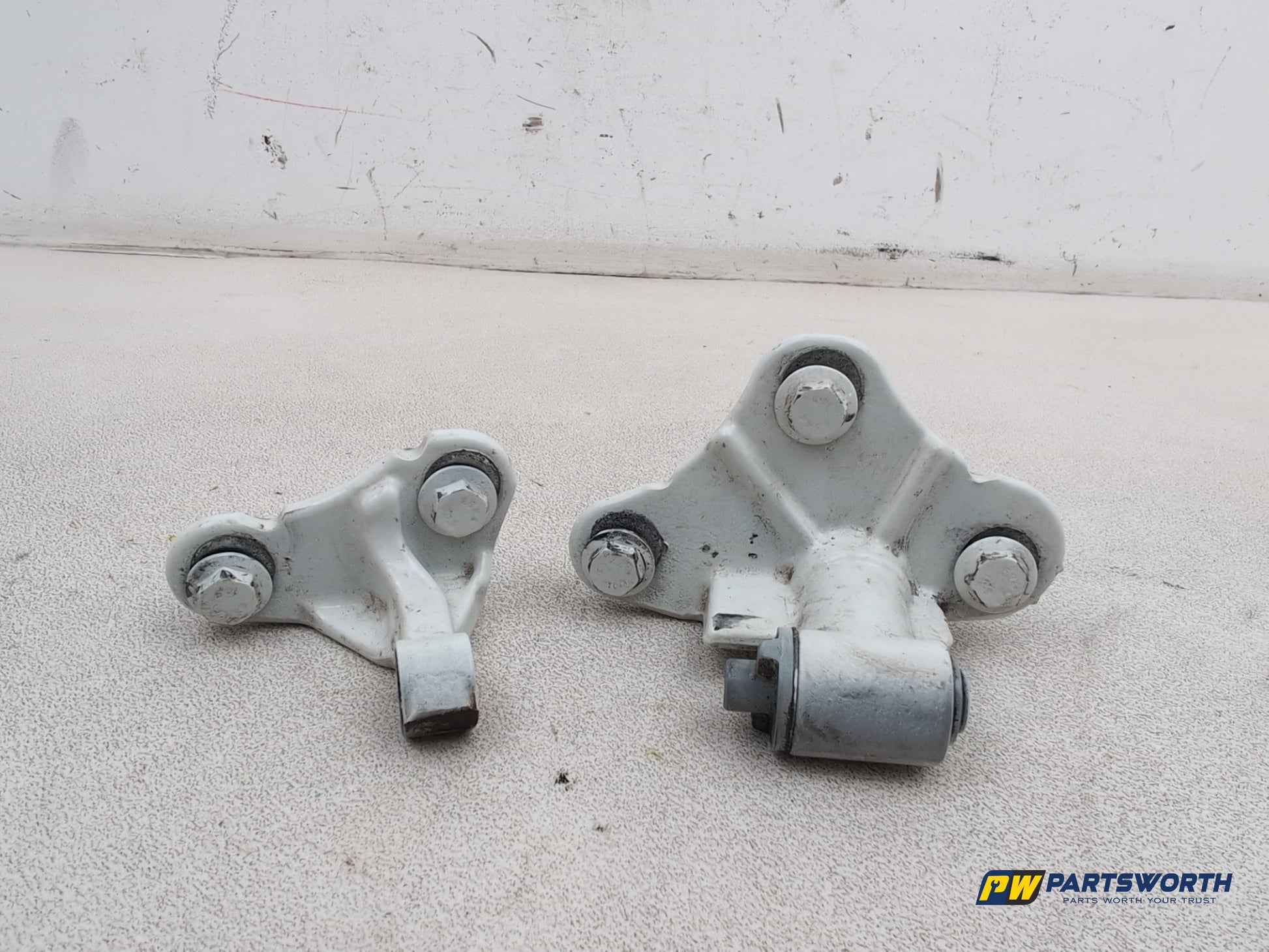 Door Back Hinge Upper RH 4
