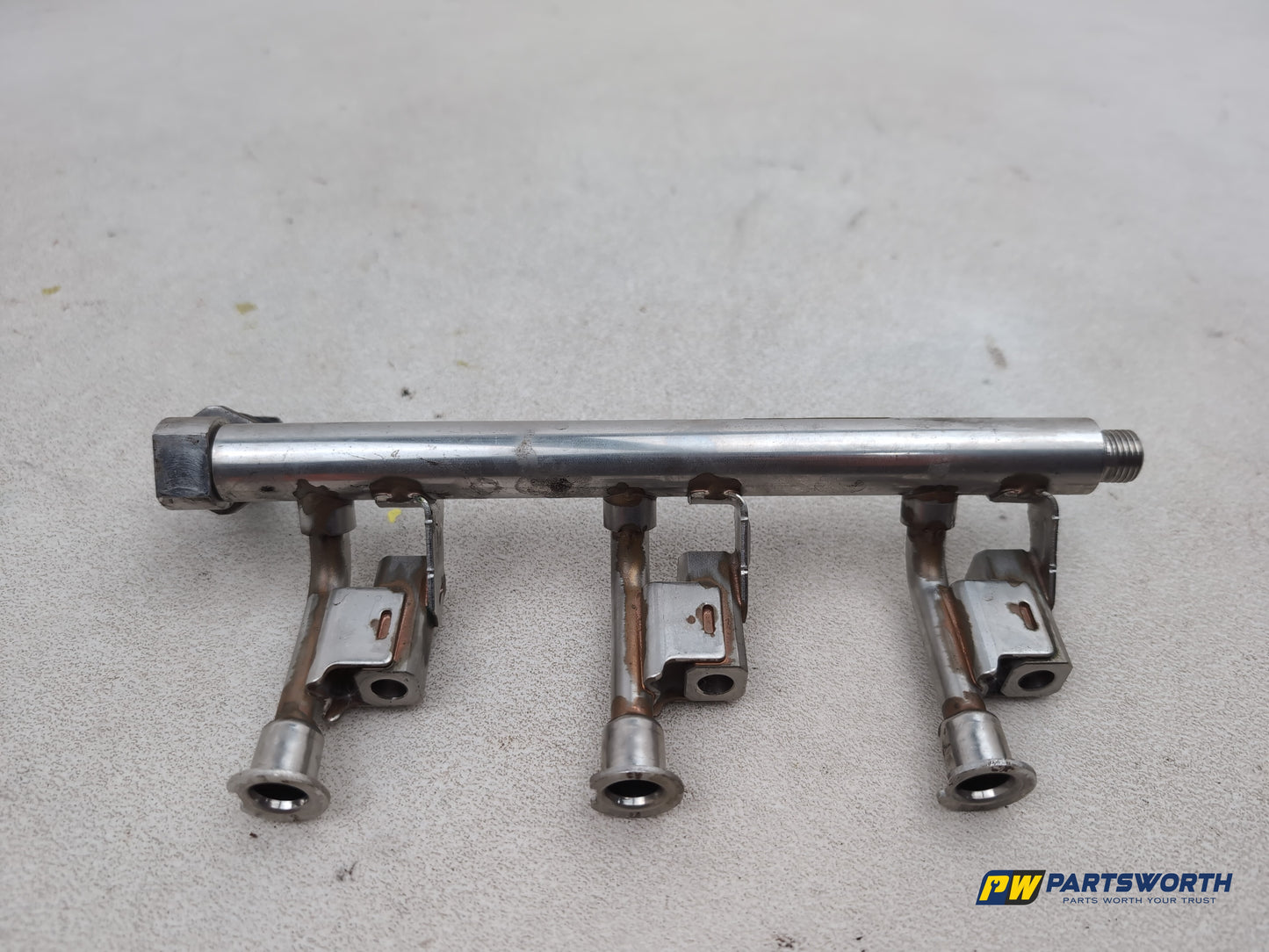 Fuel Rail 5