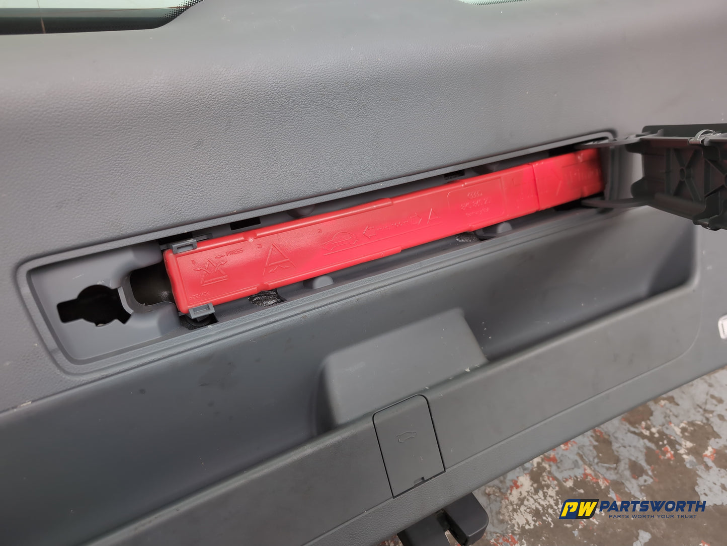 Boot Lid 14