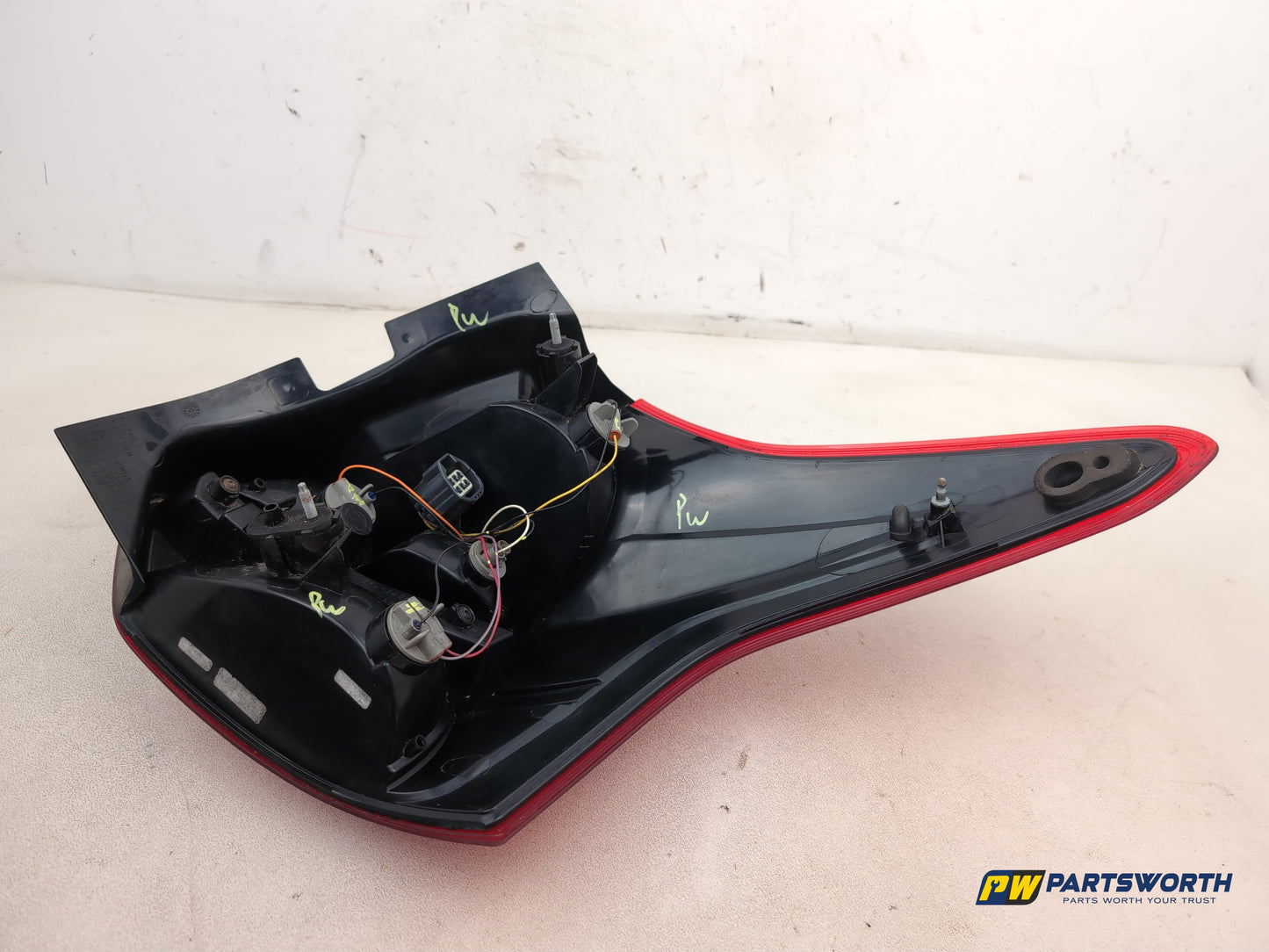 Ford Focus Zetec Turbo Lamp Assembly Rear Lh Passenger Side Bm5113405a 2014-2018 - photo 5