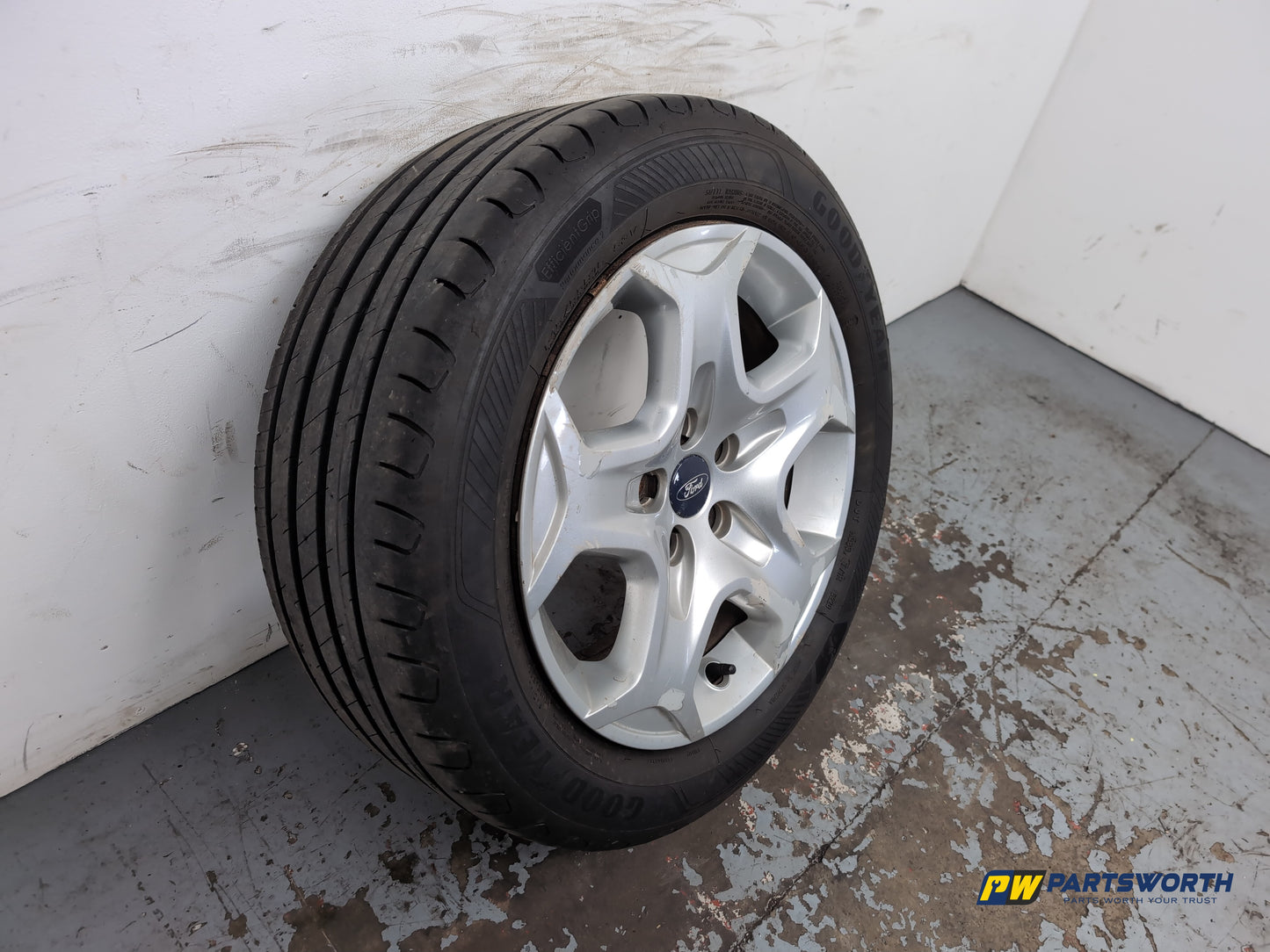 Wheel Road Alloy 5