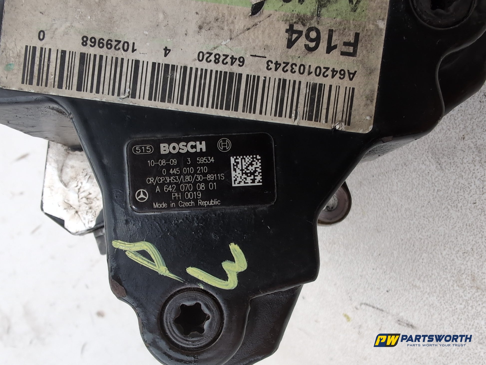 High pressure fuel pump 5