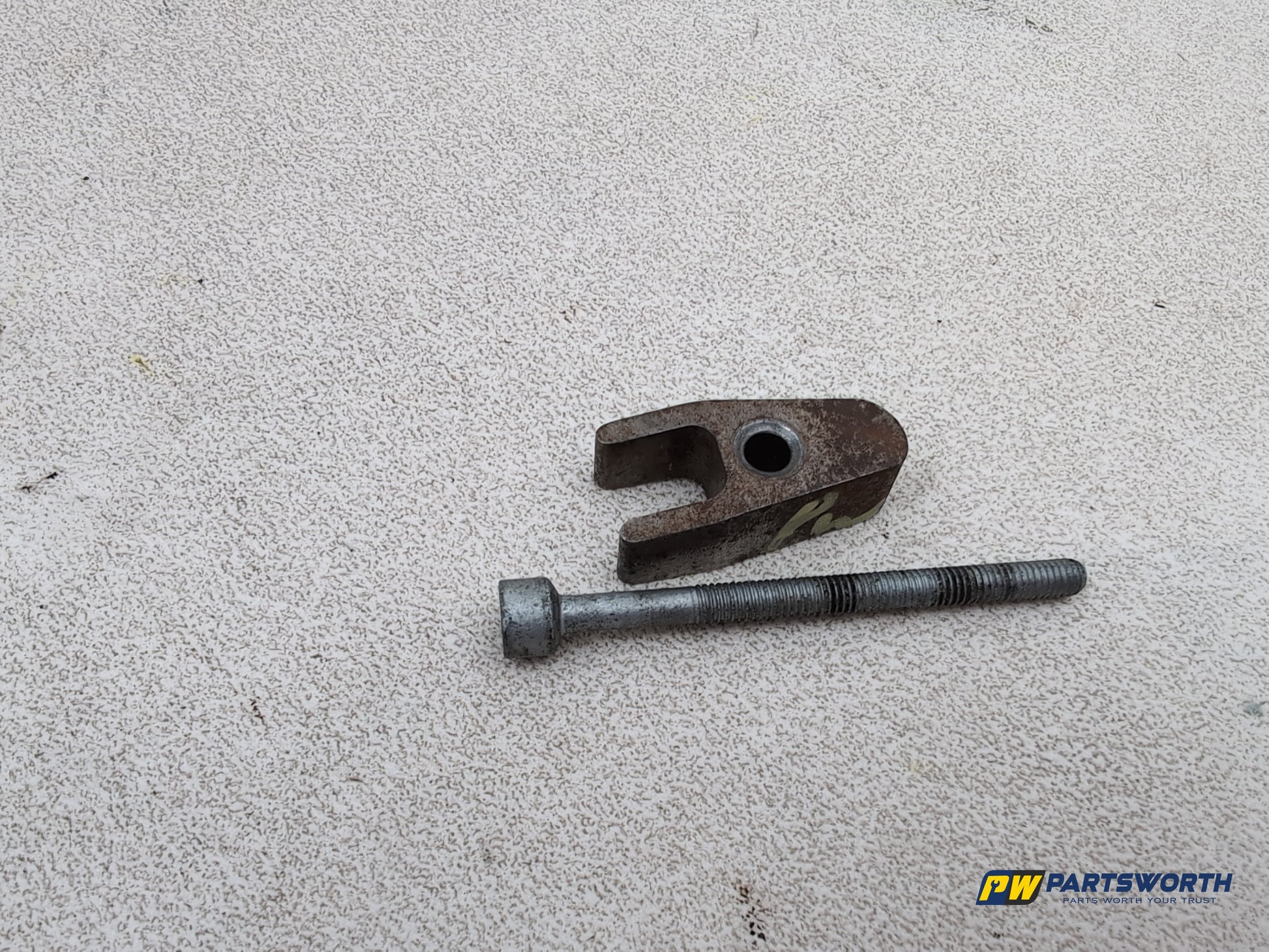 Mercedes-Benz Ml350 Spt Cdi Blueef-Cy Fuel Injector Clamp And Bolt - photo 5