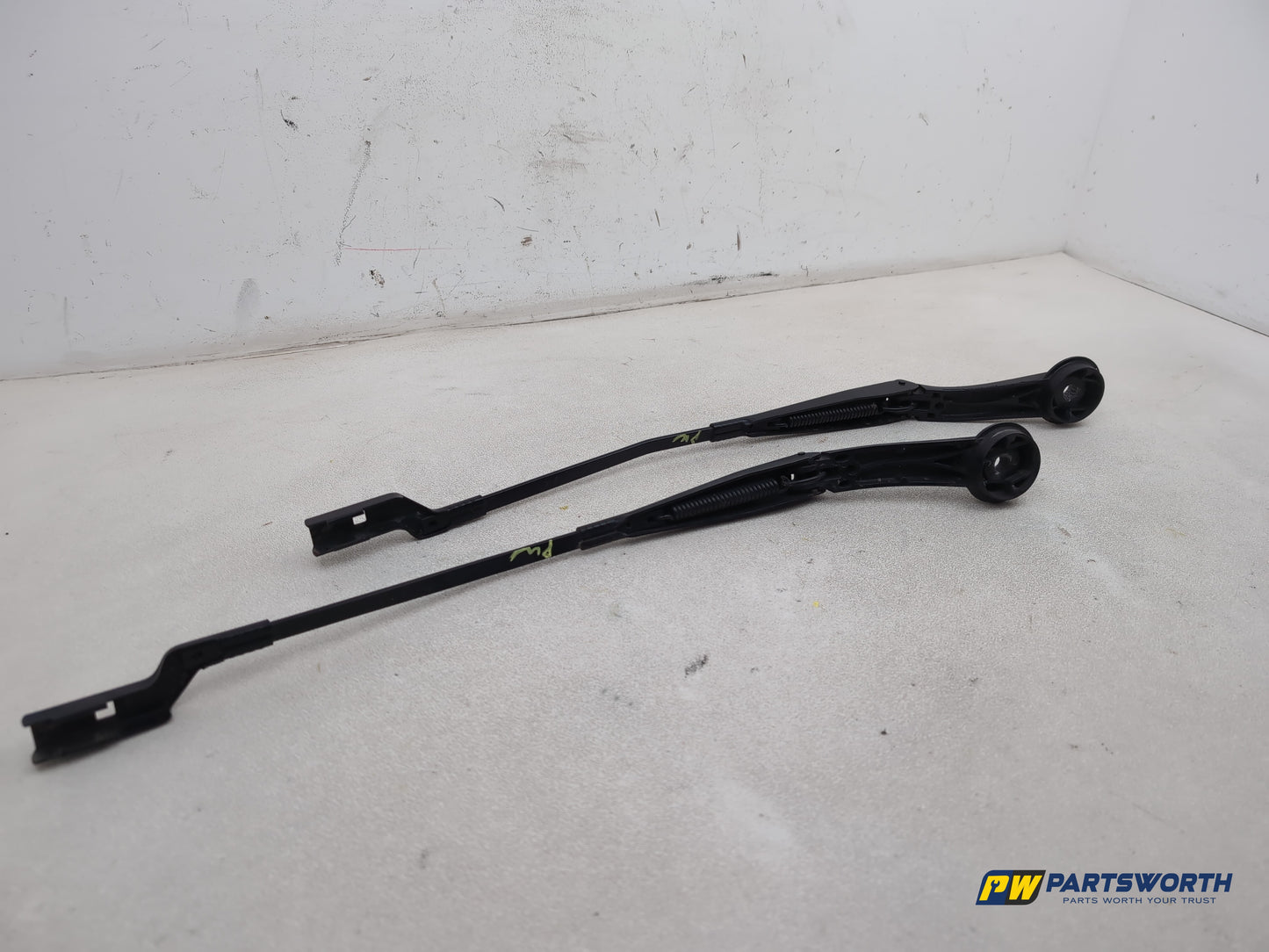 Wiper Front Arm 5
