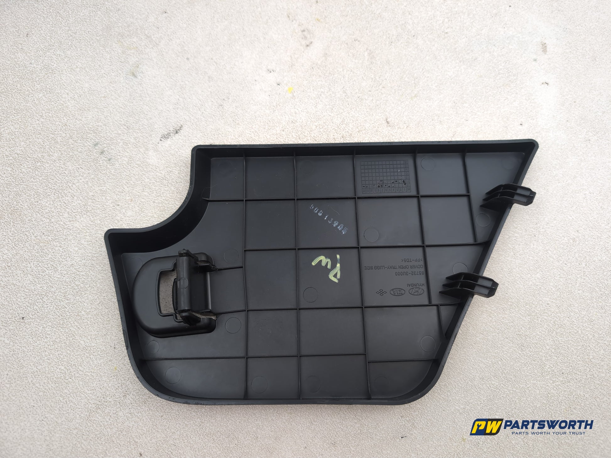 Kia Sportage 3 Sat Nav Crdi Interior Trim 857323u000 20010-2013 - photo 5