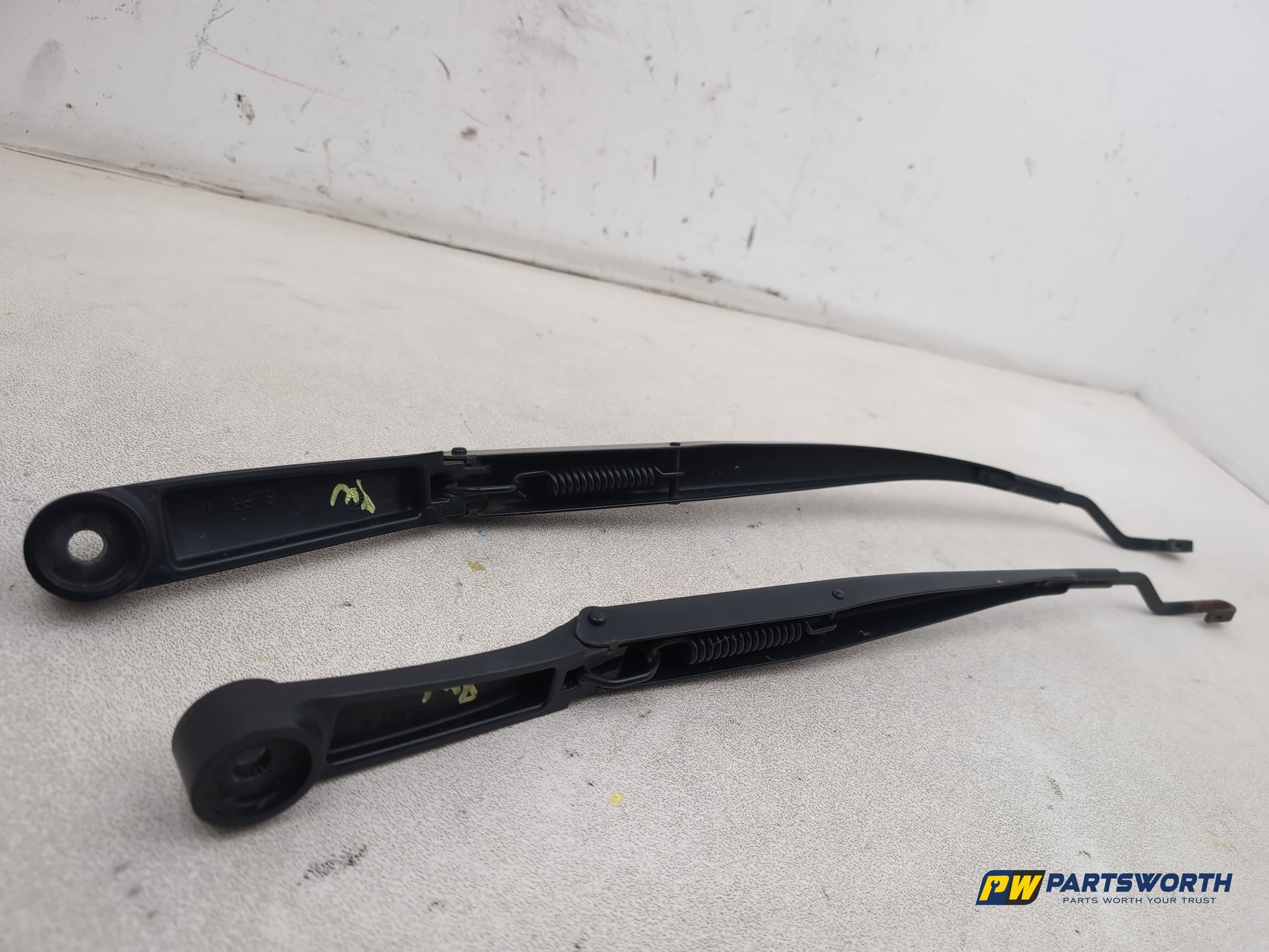 Wiper Front Arm 5