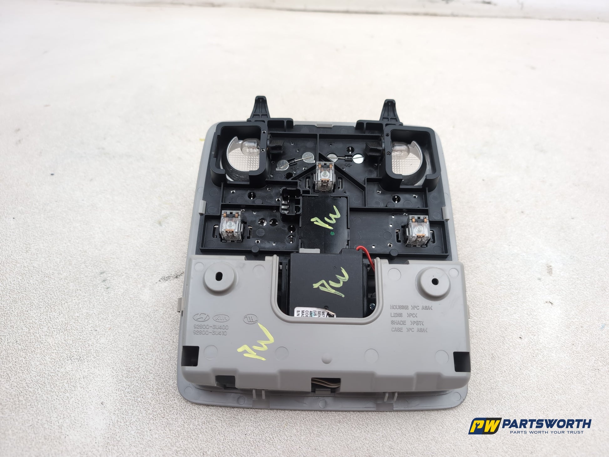 Kia Sportage 3 Sat Nav Crdi Interior Reading Light And Sunroof Switch 928003u400 - photo 5