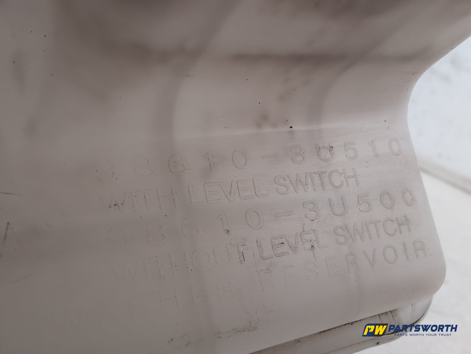 Kia Sportage 3 Sat Nav Crdi Washer Bottle Windscreen 986103u510 2010-2015 - photo 5