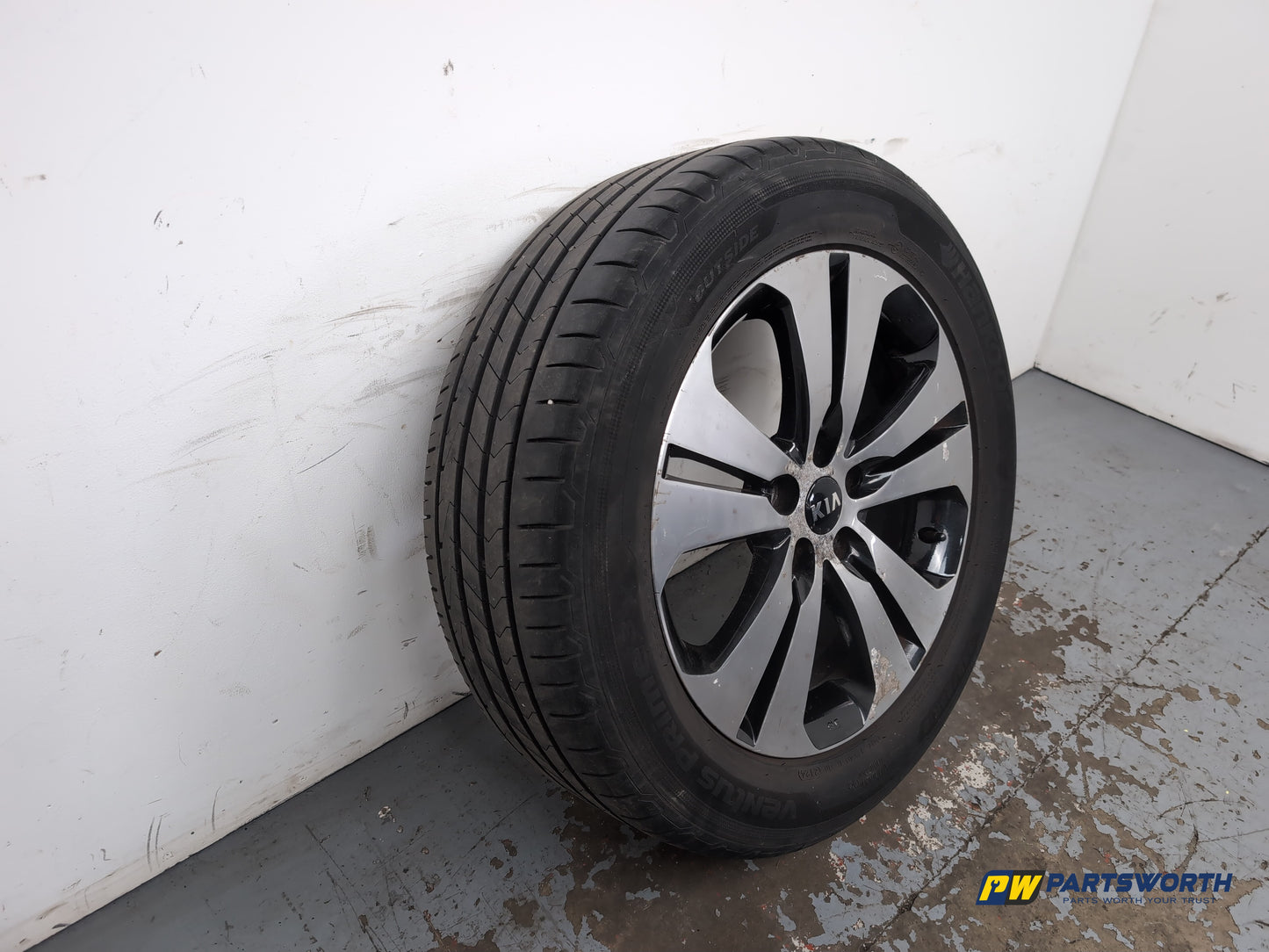 Kia Sportage 3 Sat Nav Crdi Wheel With Tyre 235/55 R18 529103u350 - photo 5