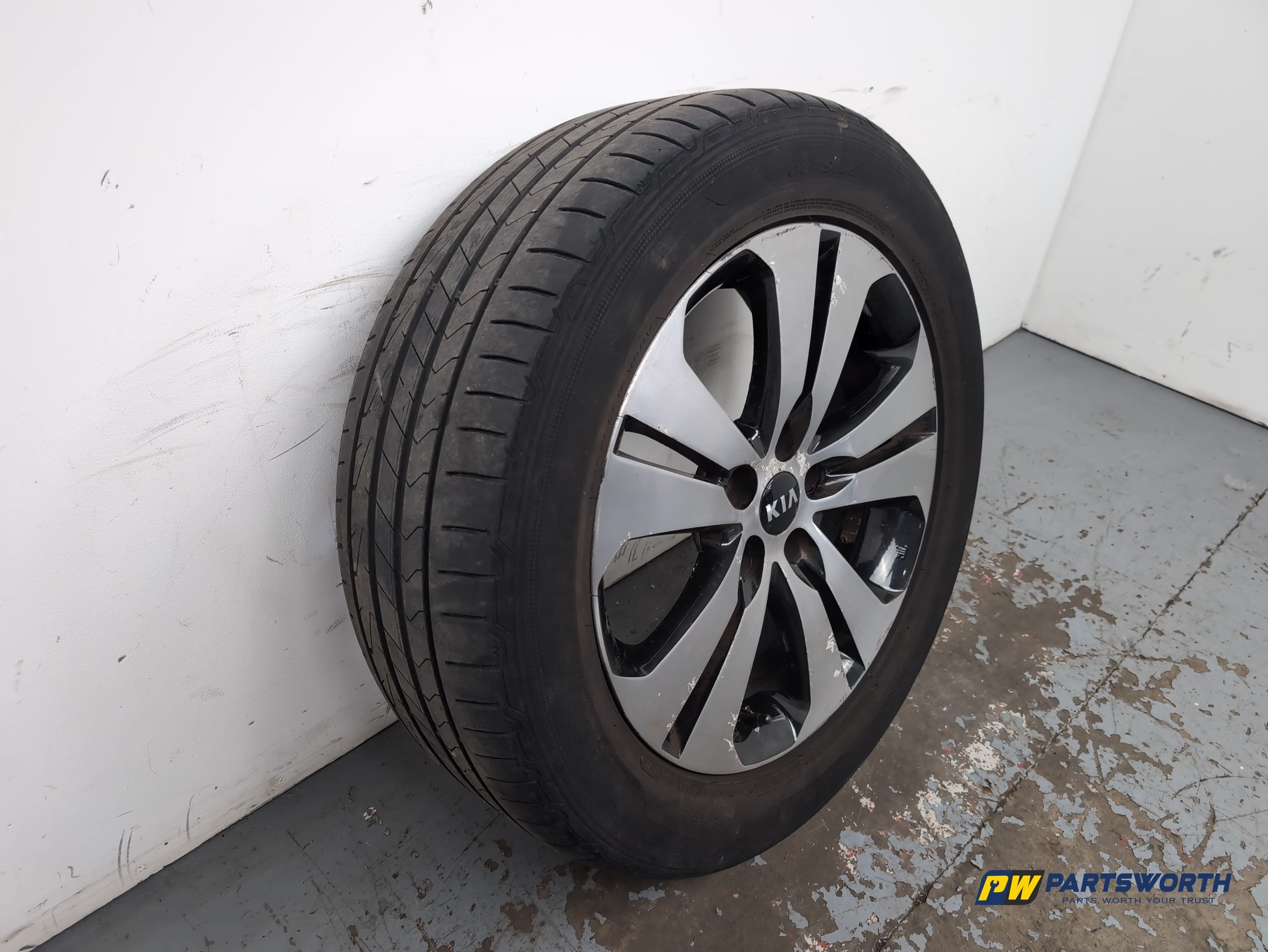 Kia Sportage 3 Sat Nav Crdi Wheel With Tyre 235/55 R18 529103u350 - photo 5