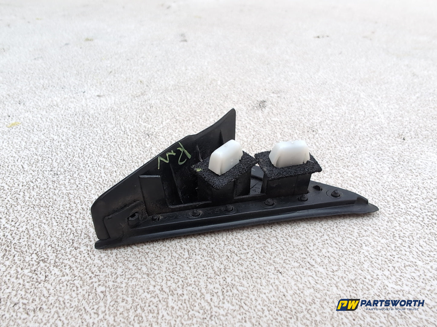 Kia Sportage 3 Sat Nav Crdi Wing Triangle Trim Cover Right Driver Side 2010-2015 - photo 5