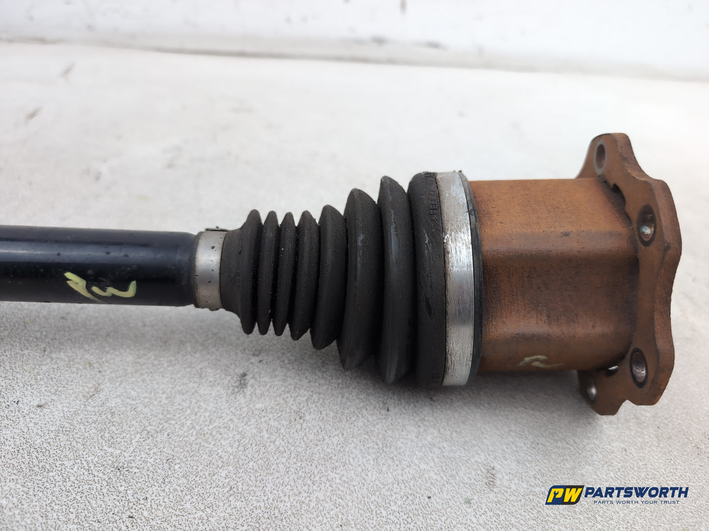 Driveshaft Front LH 5