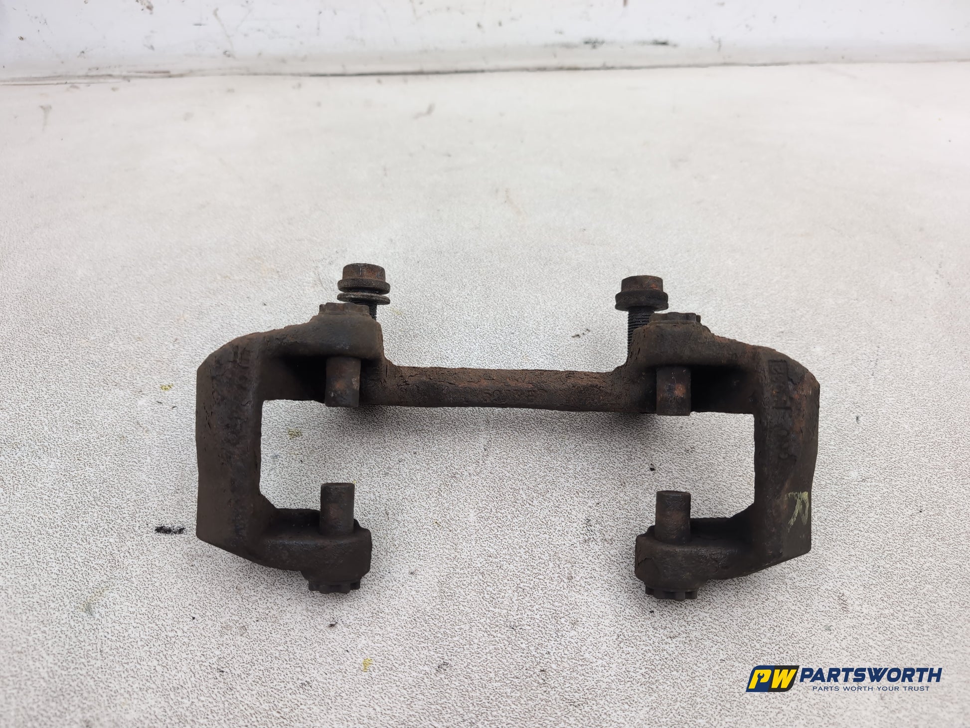 Audi A6 Se Tdi Quattro Auto Front Brake Caliper Support Rh Driver Side 2011-2014 - photo 5