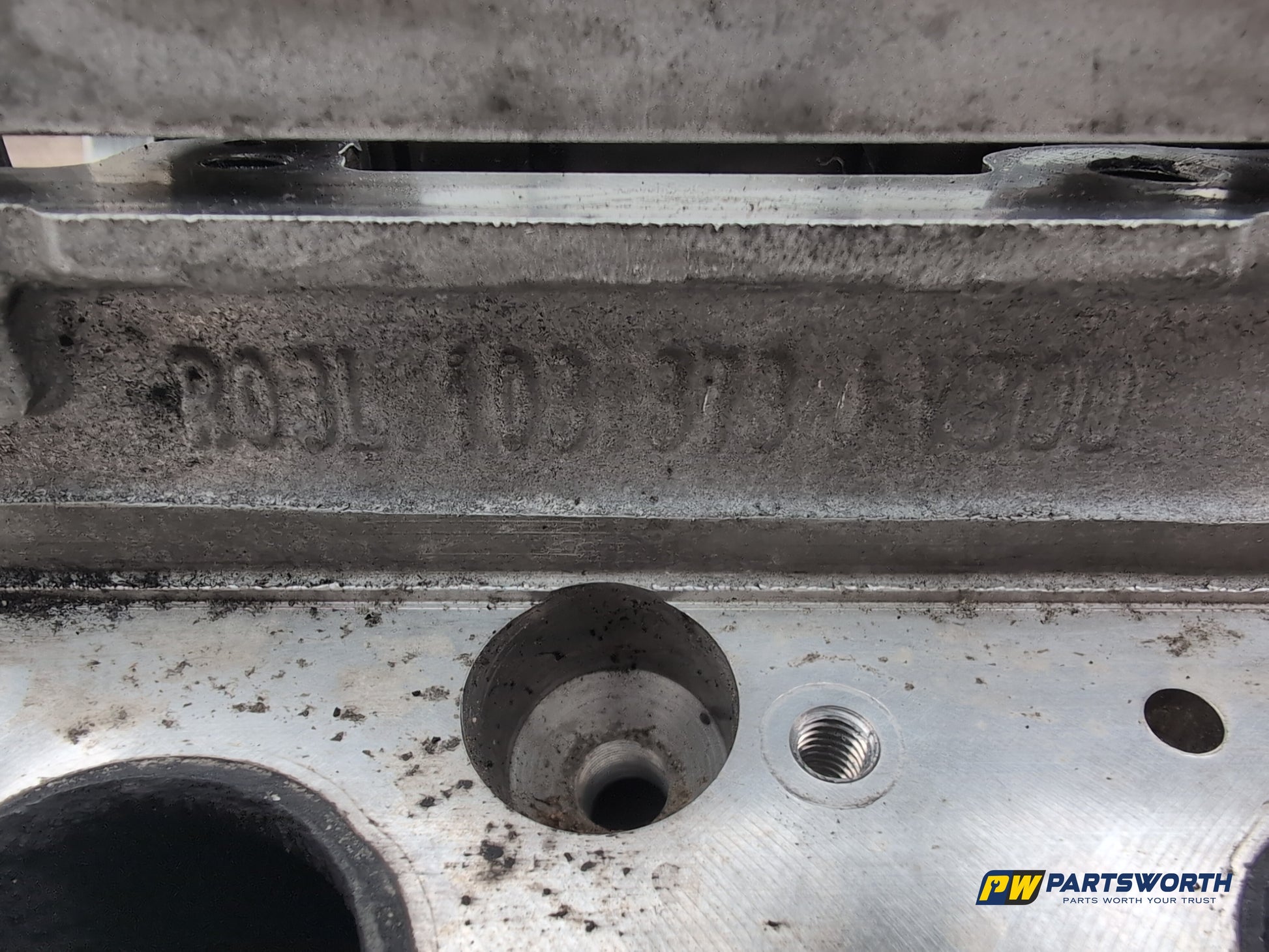 Camshaft Cover  5
