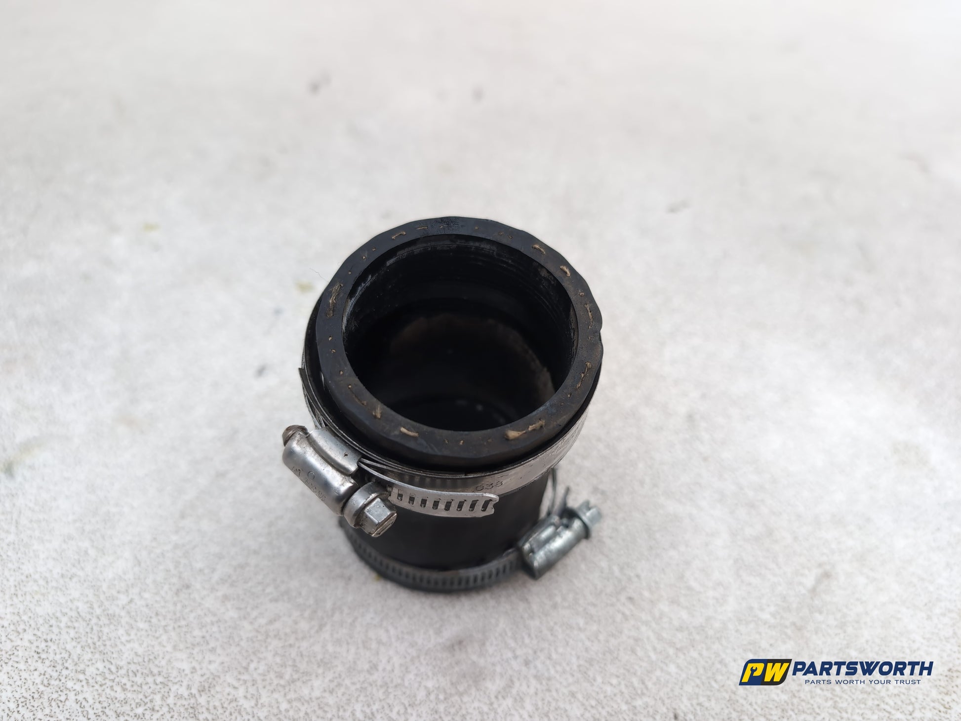 Ford Focus Zetec Turbo Throttle Body Rubber Joiner Hose C1b16f075 2011-2018 - photo 5