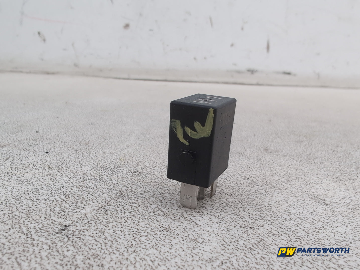 Audi A6 Se Tdi Quattro Auto 646 5 Pin Multi-Use Relay Module 4h0951253c - photo 5