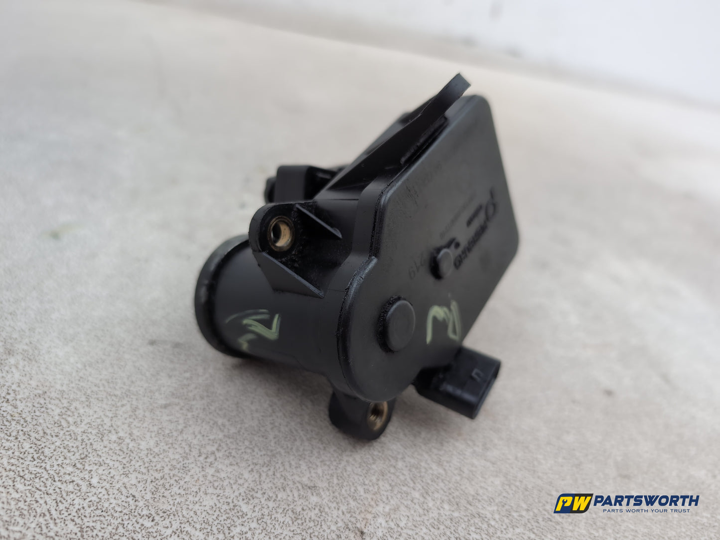 Mercedes-Benz B180 Intake Manifold Actuator Swirl Flap A6421500594 2009-2011 - photo 5