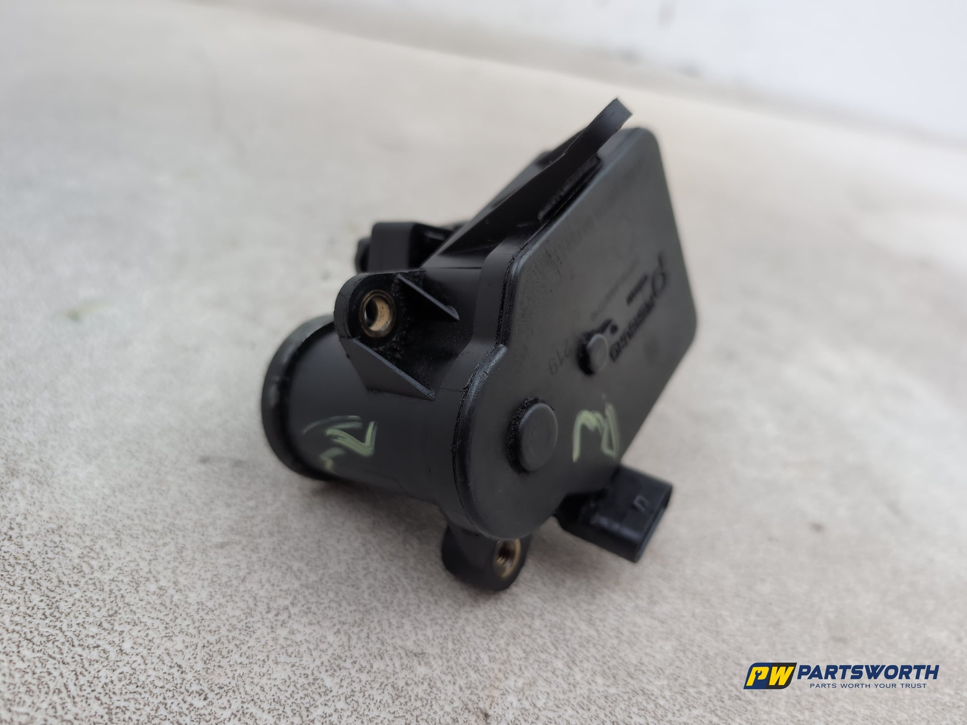 Mercedes-Benz B180 Intake Manifold Actuator Swirl Flap A6421500594 2009-2011 - photo 5