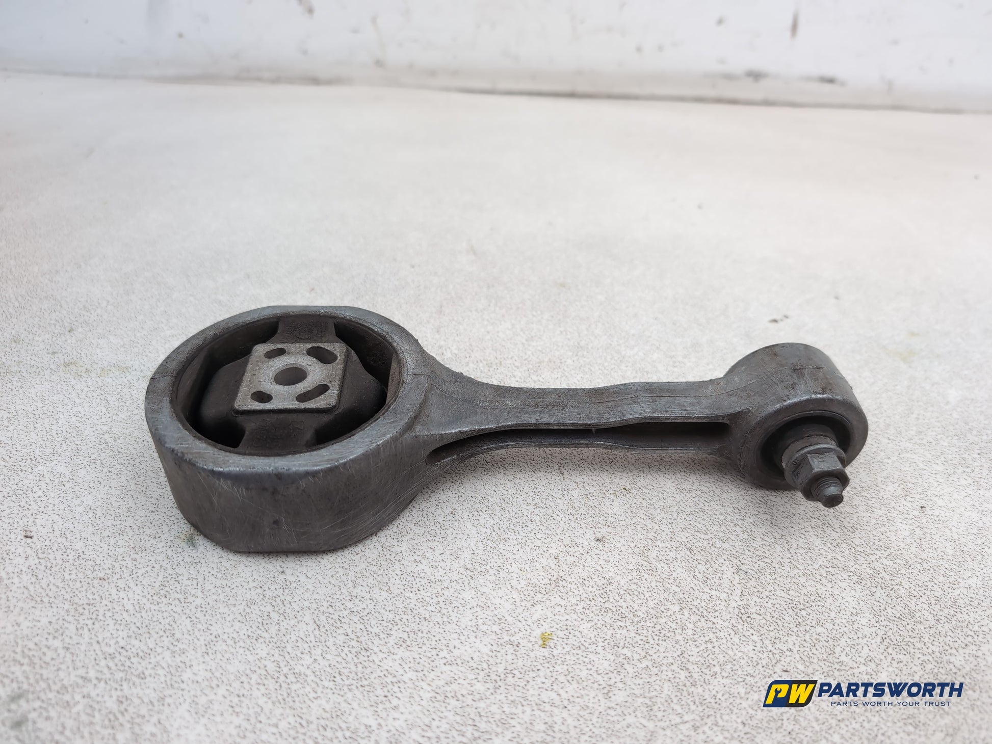 Engine Mounting Bracket 5