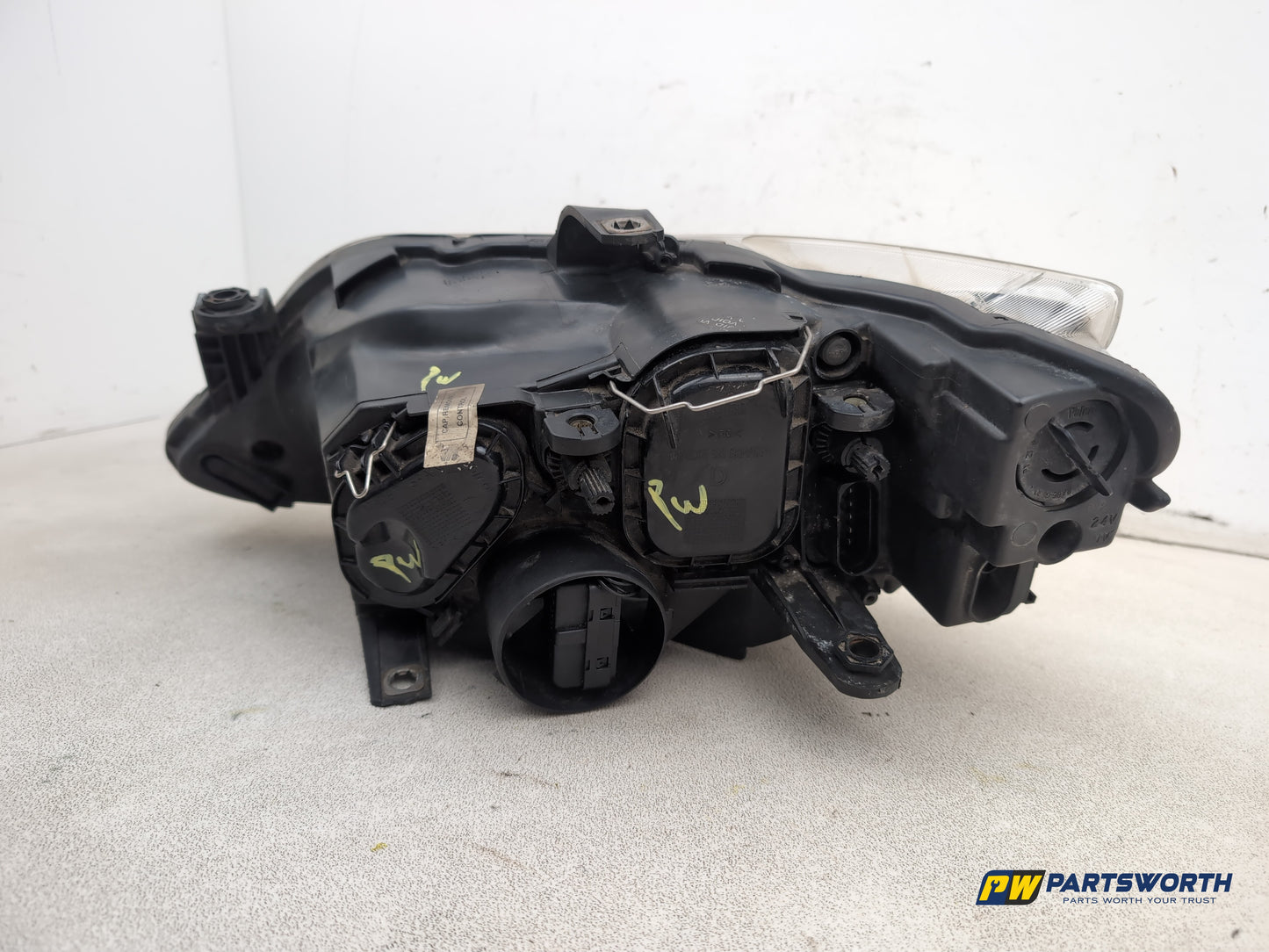 Headlamp RH 5