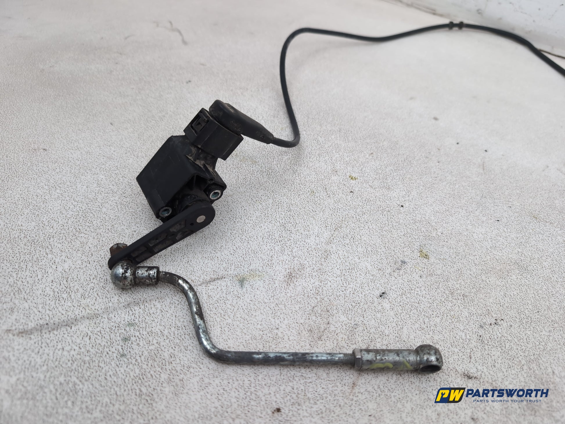 Mercedes Cls 320 Cdi Auto Rear Headlight Level Sensor A0105427717 2004-2008 - photo 5