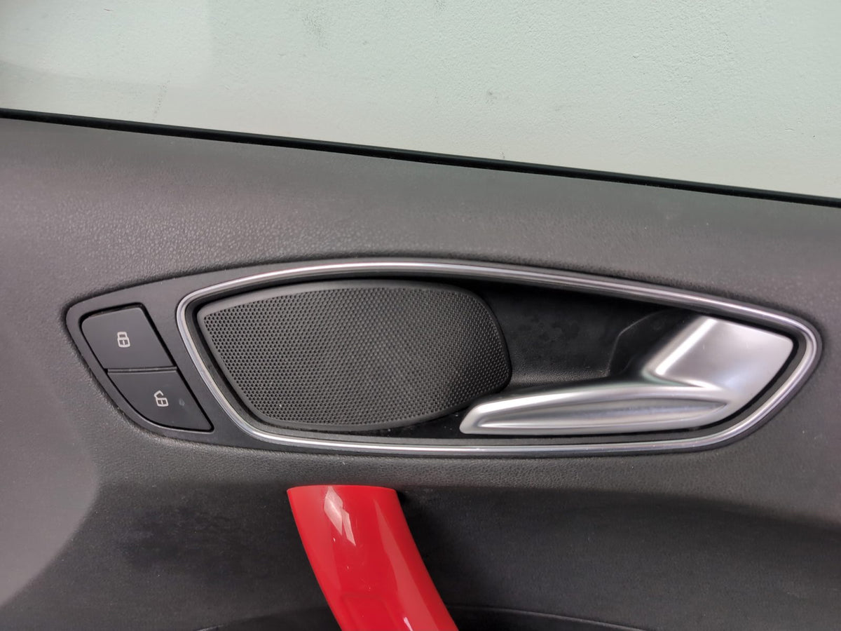 Door Front RH 11