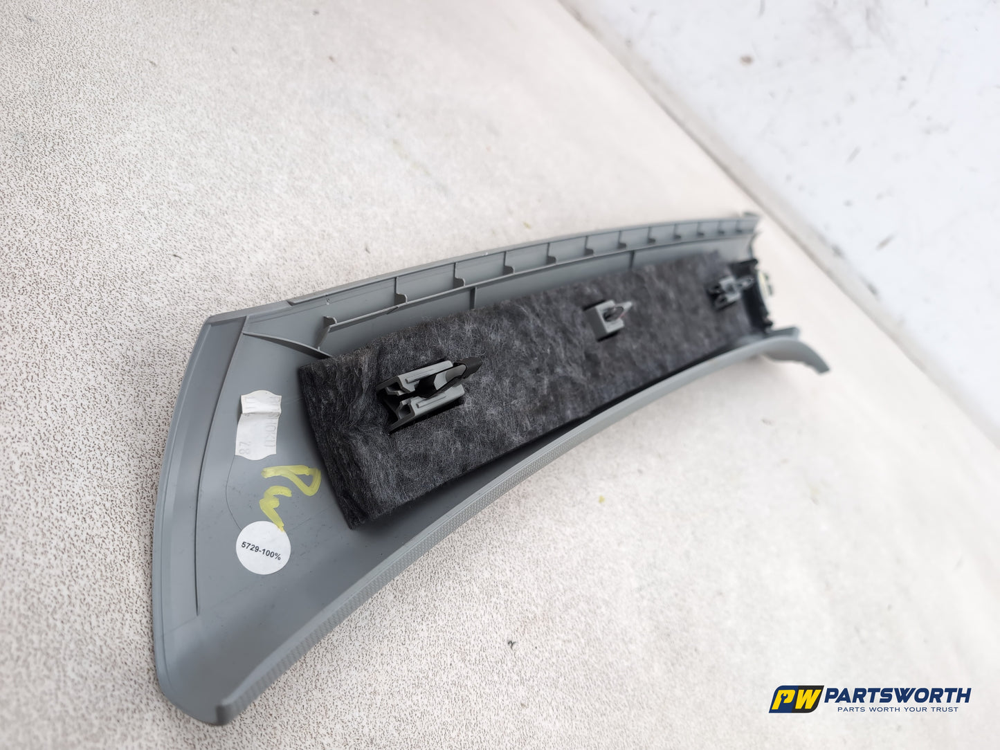 Audi A1 Contrast Edition Tdi Rh A Pillar Trim Driver Side 8x0867234a 2010-2012 - photo 5