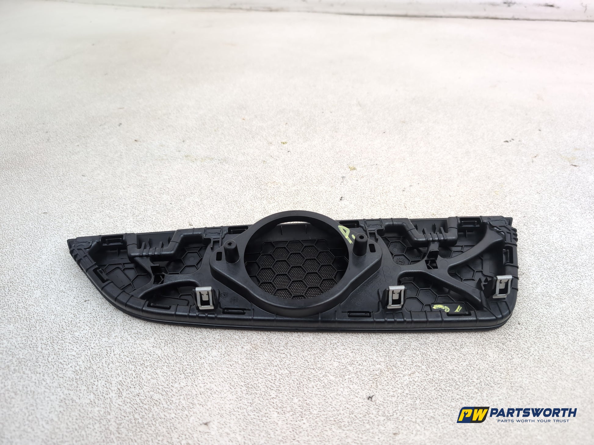 Audi A1 Contrast Edition Tdi Dashboard Speaker Cover 8x2857318 2010-2012 - photo 5