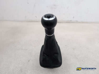 Audi A1 Contrast Edition Tdi Manual Gear Lever Gaiter And Knob 2010-2012 - photo 5