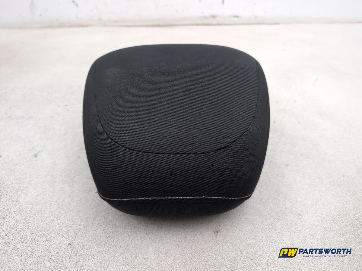 Rear Headrest 5