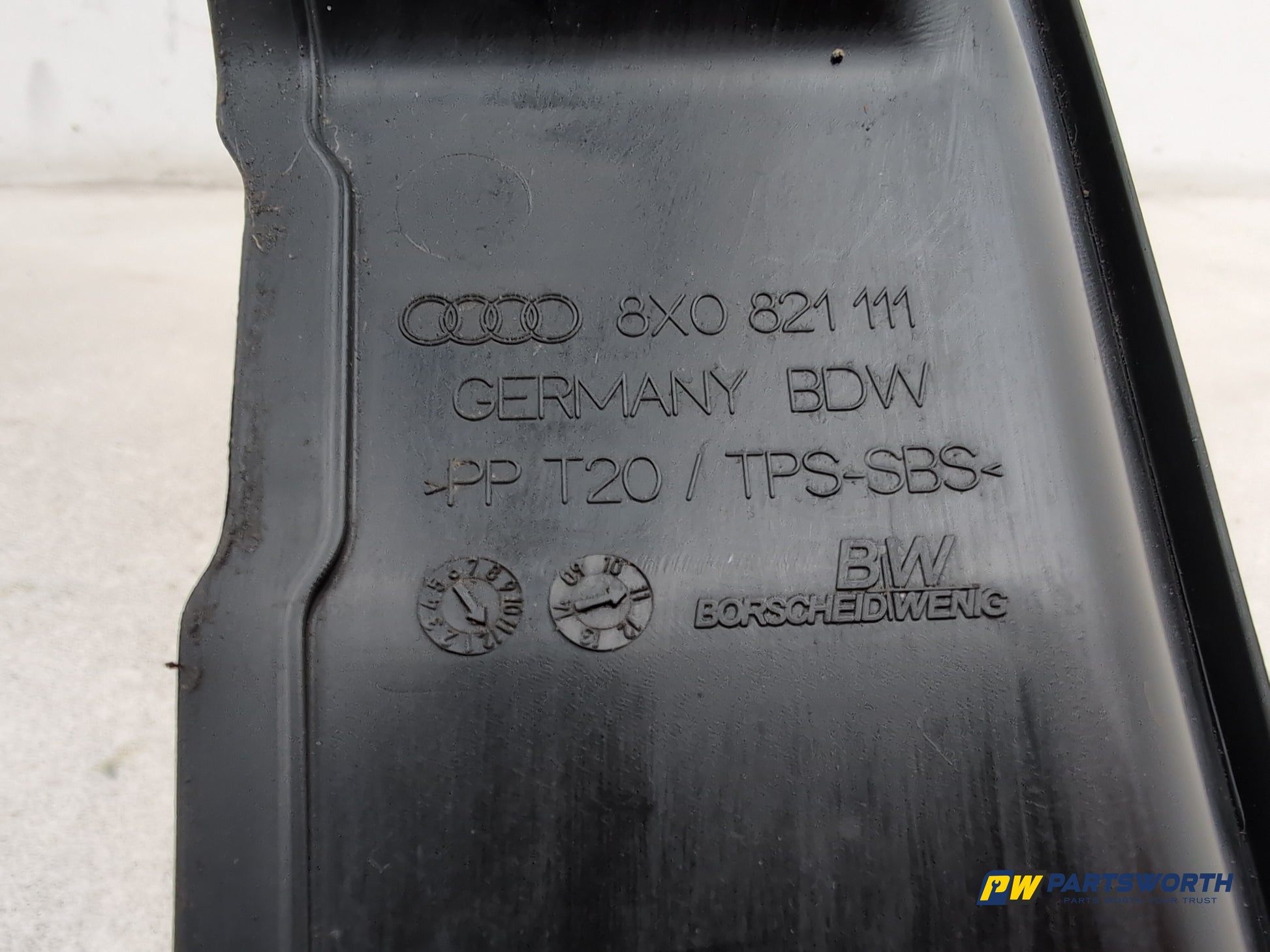 Audi A1 Contrast Edition Front Passenger Left Inner Wing Wheel Trim Arch - photo 5