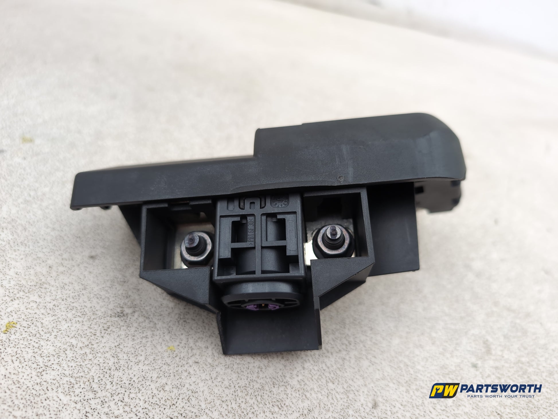 Audi A1 Contrast Edition Tdi Battery Positive Clamp Terminal K98j4590 2010-2014 - photo 5