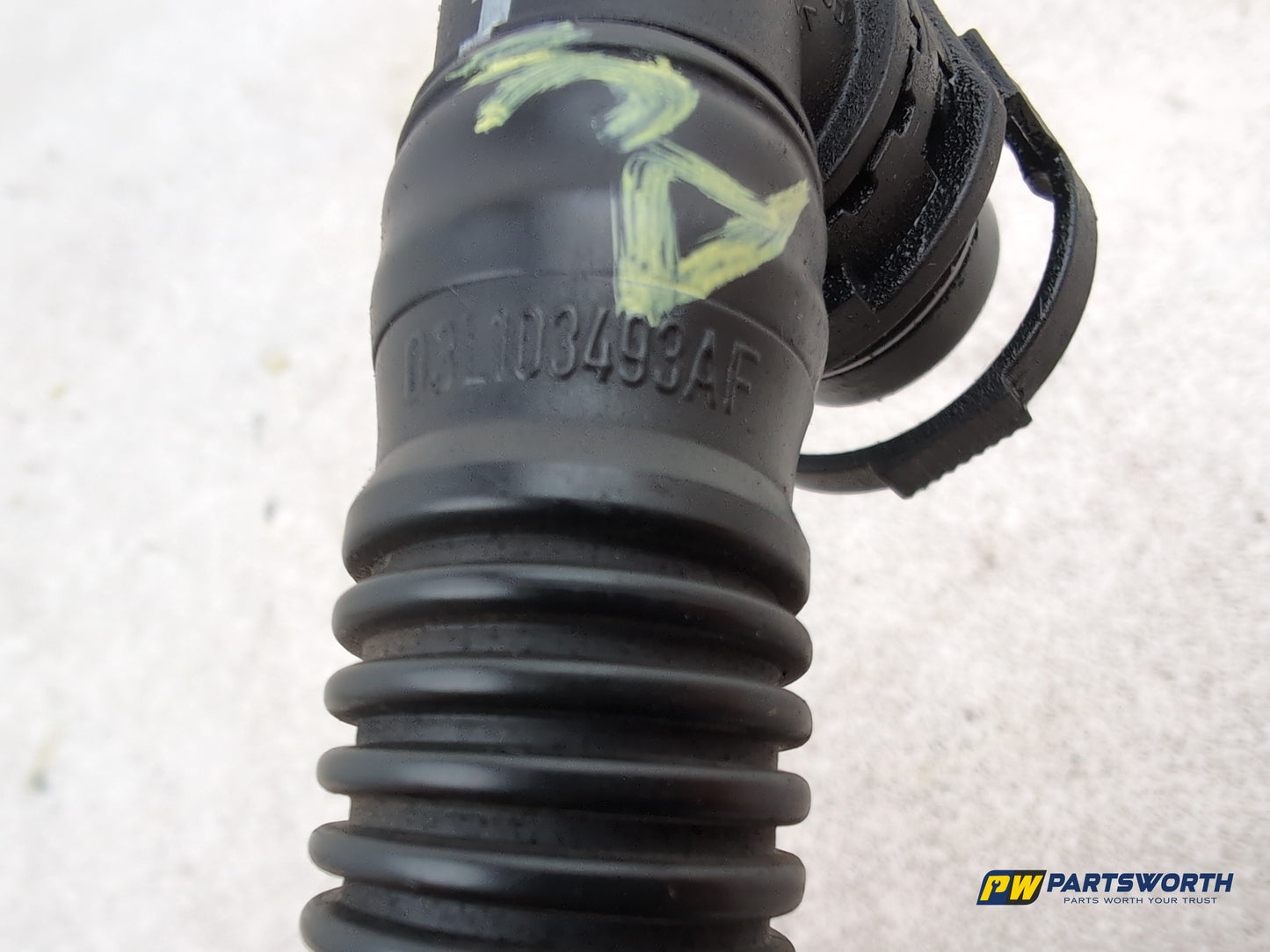 Audi A1 Contrast Edition Breather Hose Pipe 03l103493af 1.6l Diesel 2008-2012 - photo 5