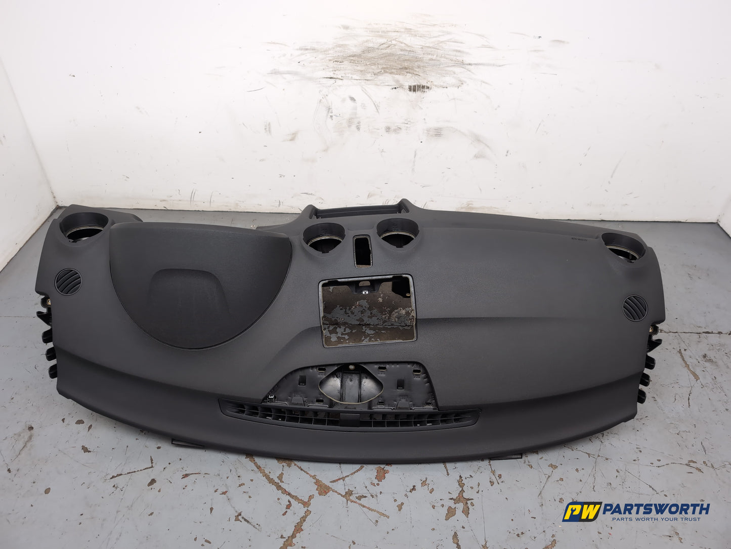 Audi A1 Contrast Edition Tdi Hatchback 1.6l Diesel Dashboard In Black 2010-2012 - photo 5
