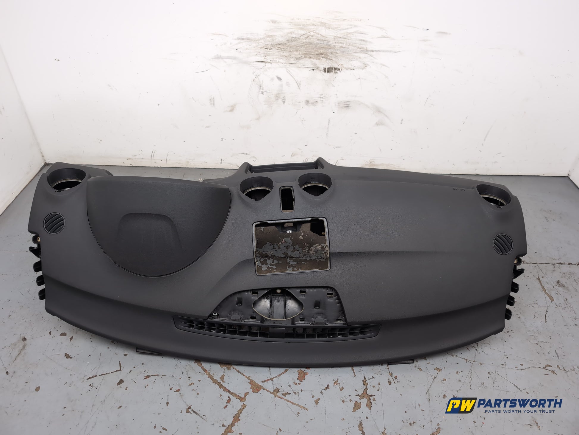 Audi A1 Contrast Edition Tdi Hatchback 1.6l Diesel Dashboard In Black 2010-2012 - photo 5