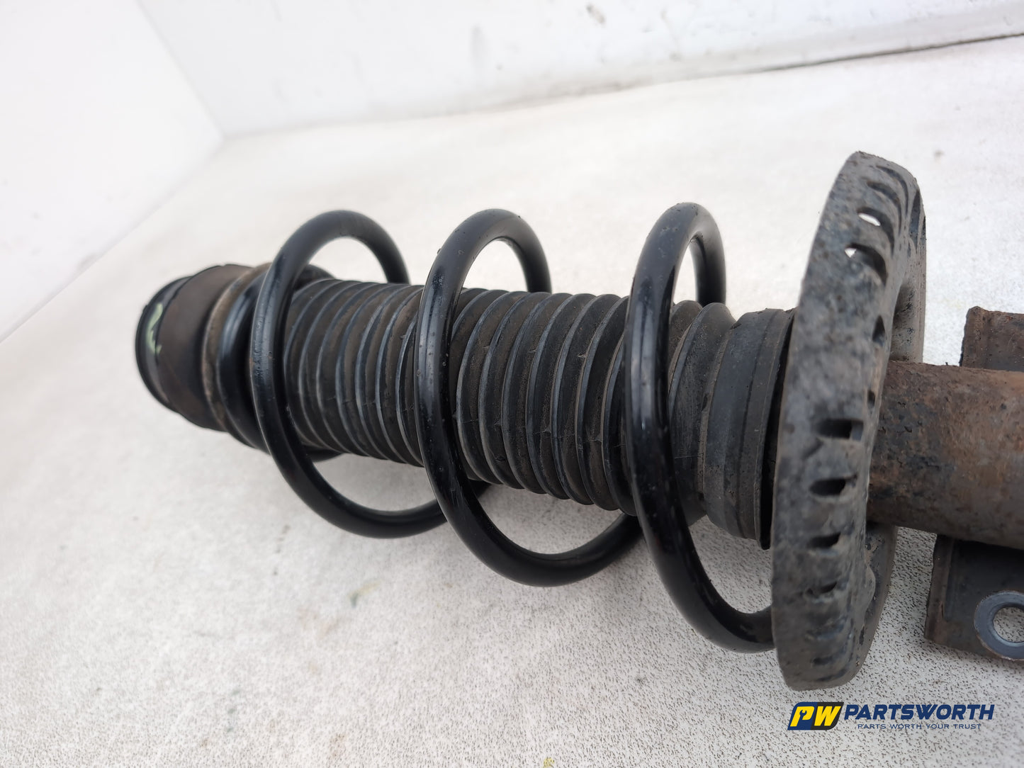 Audi A1 Contrast Edition Tdi Shock Absorber Front Rh Driver Side 2008-2012 - photo 5