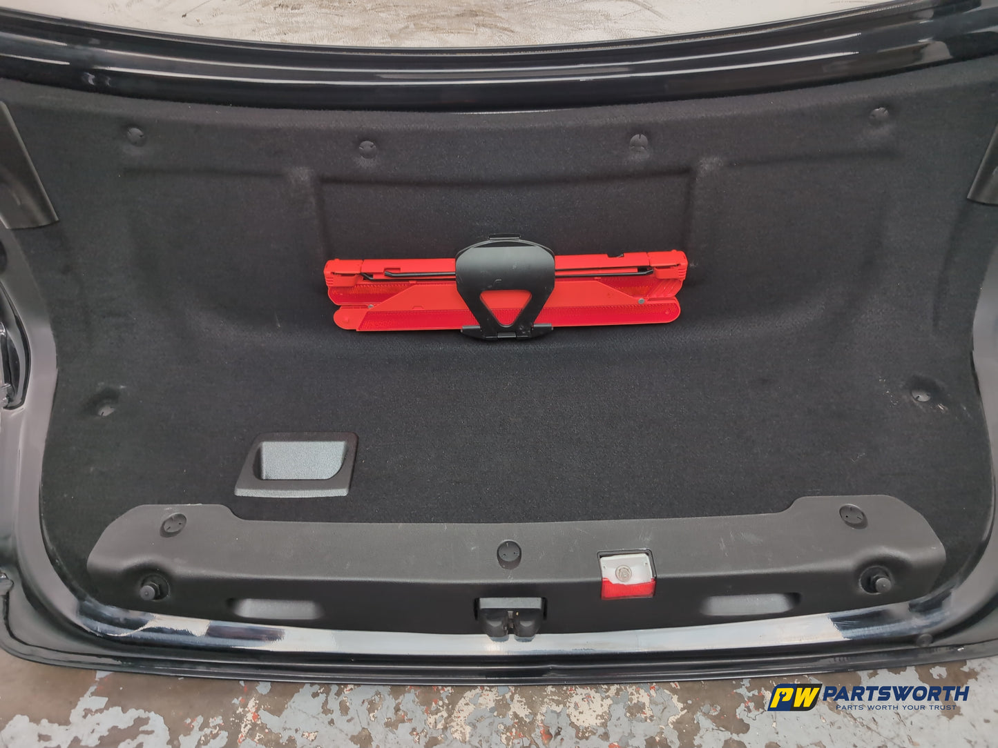 Boot Lid 11