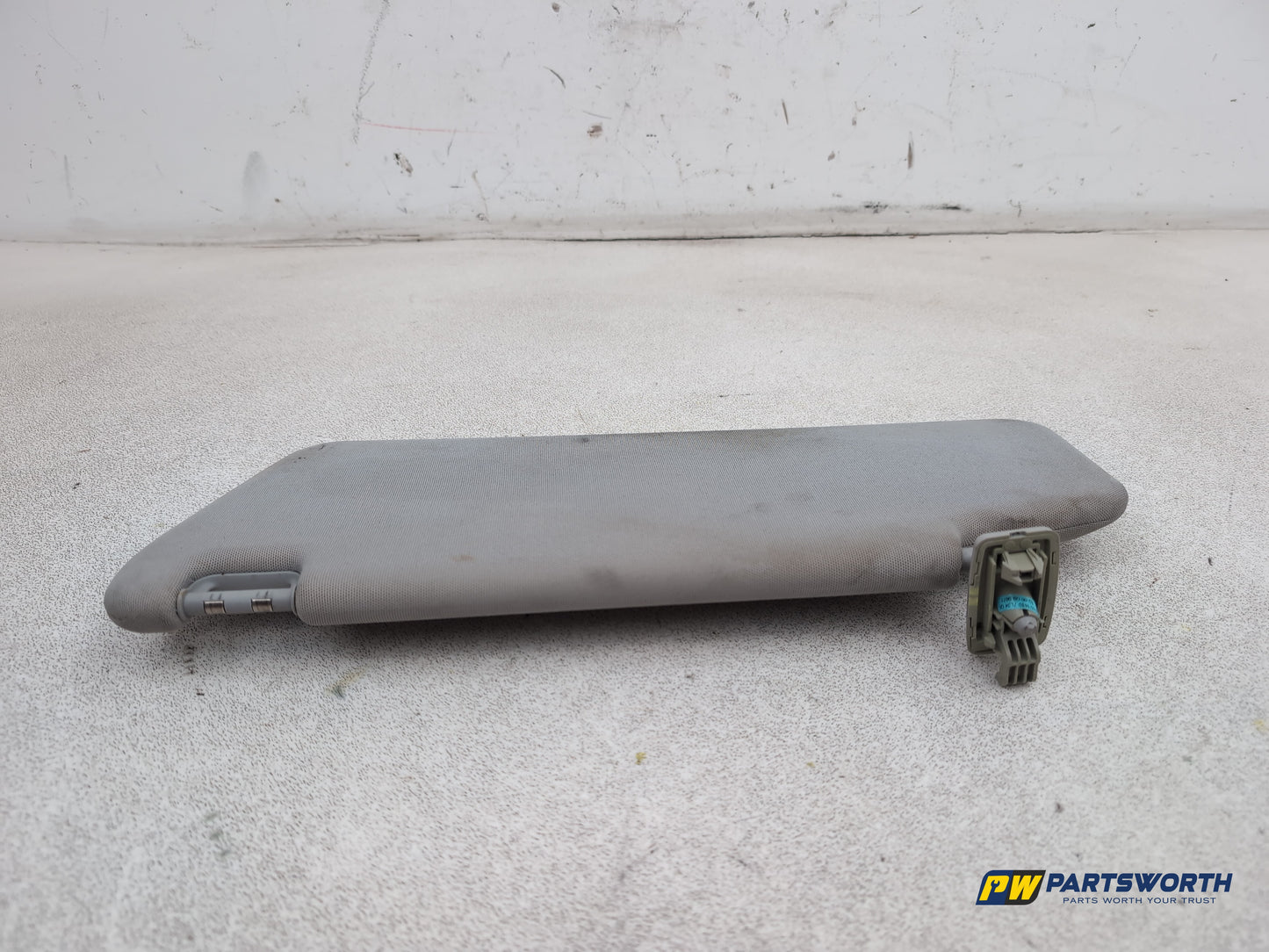 Mercedes-Benz E220 E-Class W212 Saloon Sun Visor Rh Driver Side 2009-2016 - photo 5