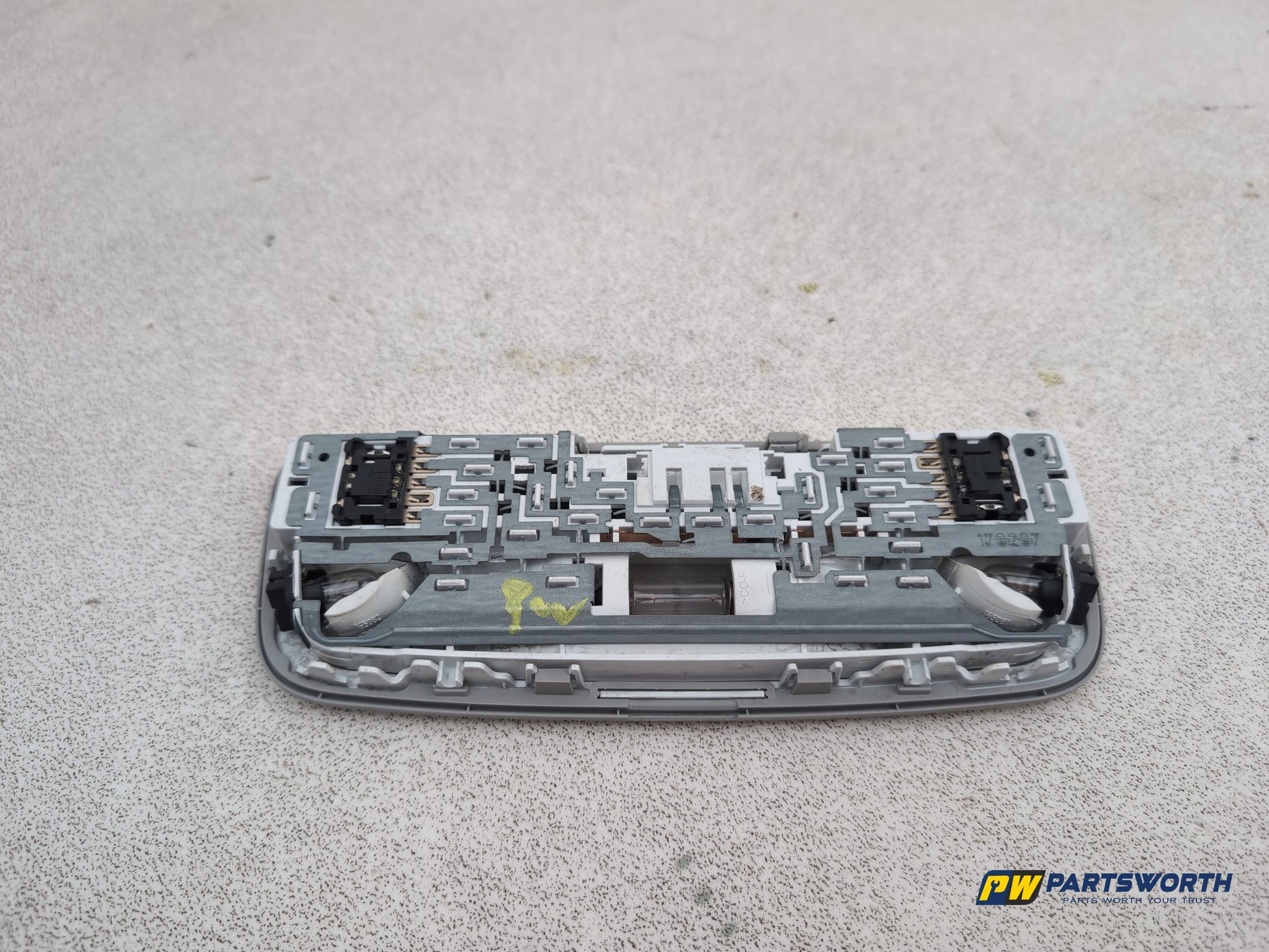 Mercedes-Benz E220 E-Class W212 Saloon Interior Rear Reding Lights 2009-2013 - photo 5