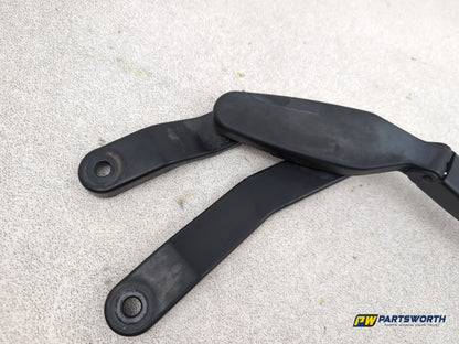 Mercedes-Benz E220 E-Class W212 Front Wiper Arm Set A2128201044 2009-2016 - photo 4