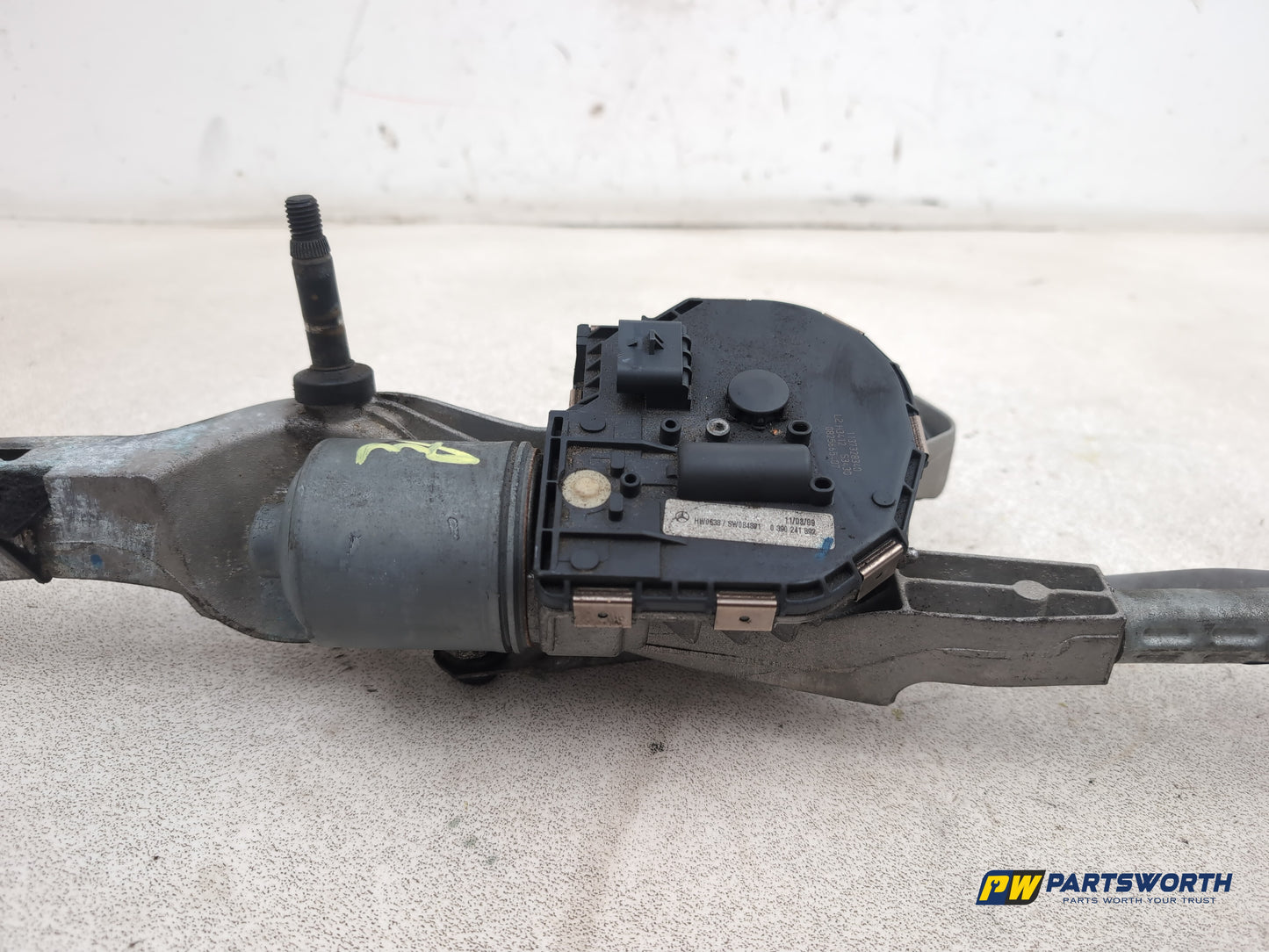 Mercedes-Benz E220 E-Class W212 Wiper Mechanism Linkage And Motor A2128201340 - photo 5