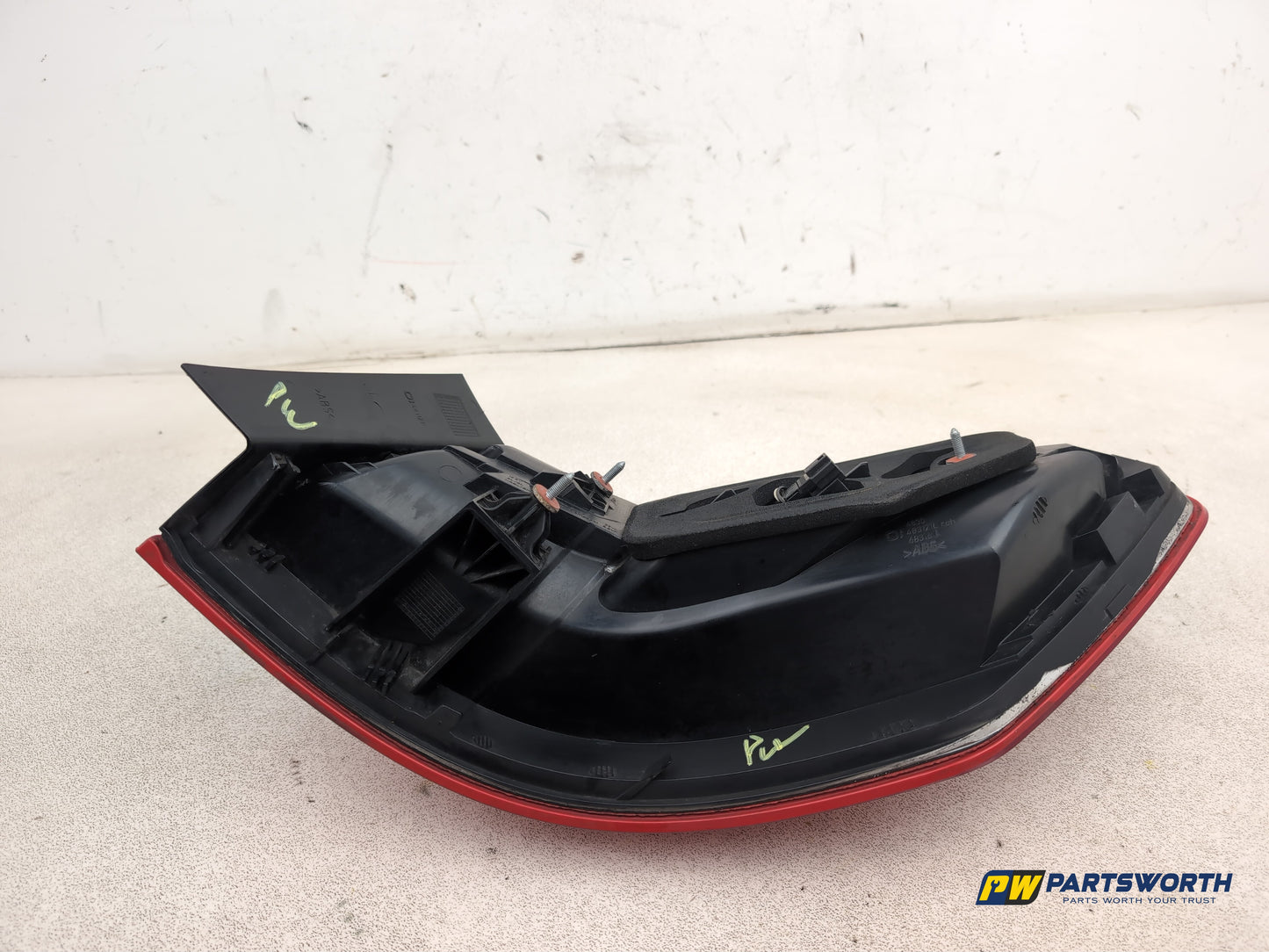 Mercedes-Benz E220 E-Class W212 Lamp Assembly Rear Lh Passenger Side A2128200164 - photo 5