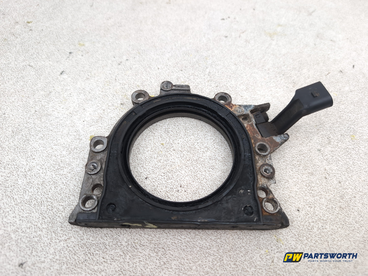 Audi A1 Contrast Edition Tdi 1.6l Diesel Crank Case Sealing Flange 03l103173 - photo 5
