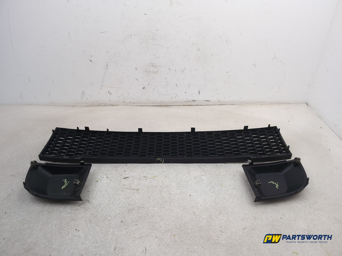 Grille Front 5